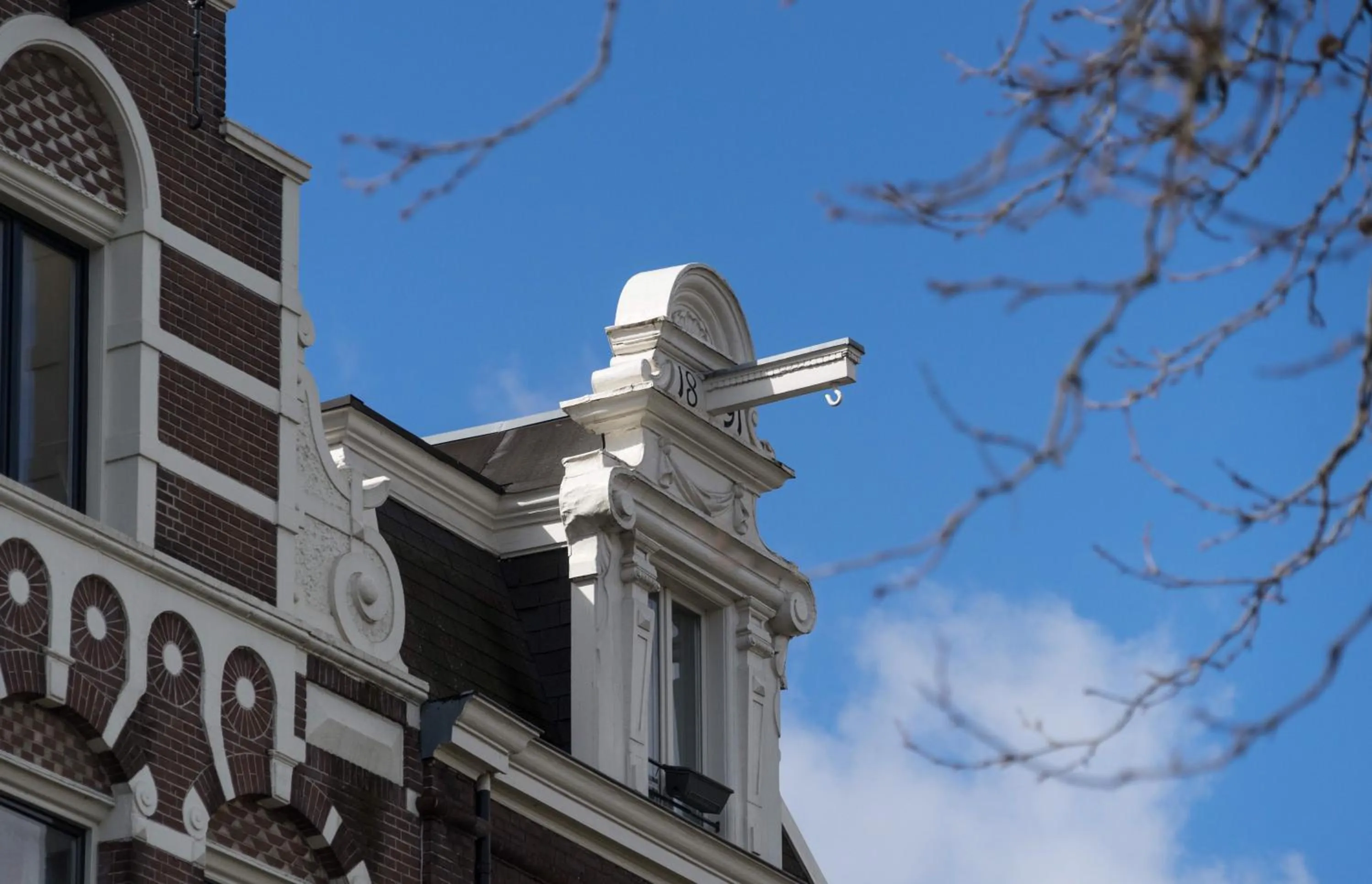 Property building in B&B House No 7