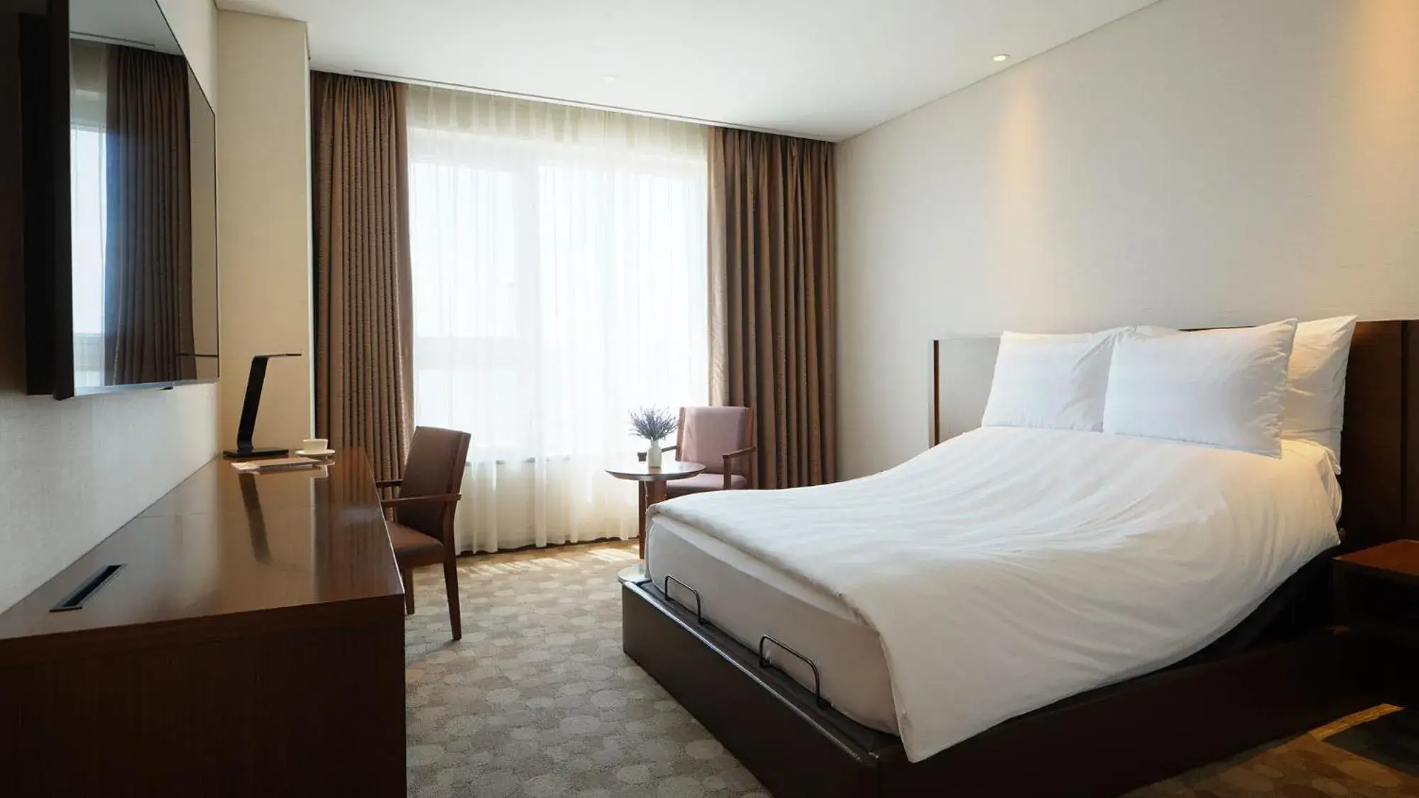 Superior Double Motion Relax in LOTTE City Hotel Ulsan Superior Double Motion Relax in LOTTE City Hotel Ulsan