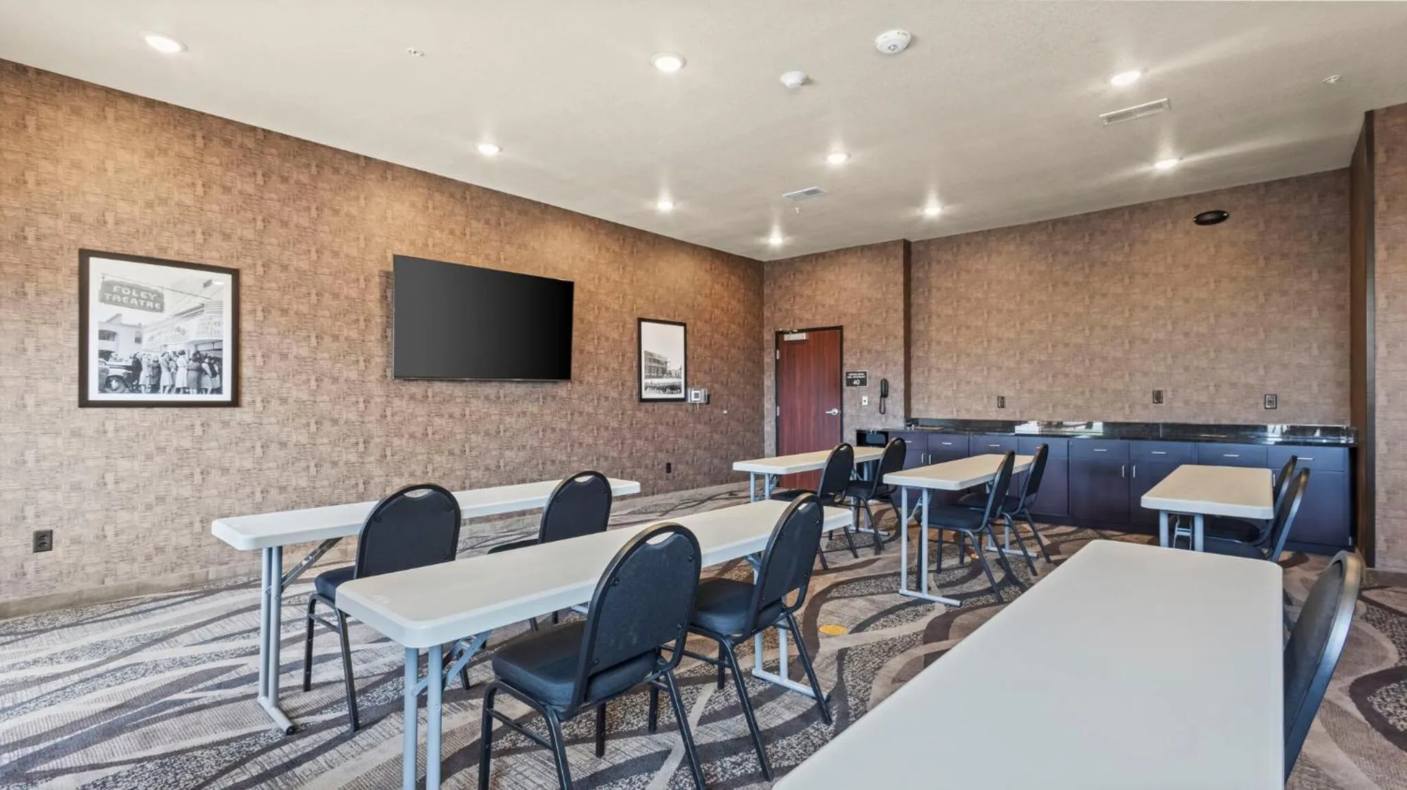 Meeting/conference room in Cobblestone Hotel & Suites - Foley