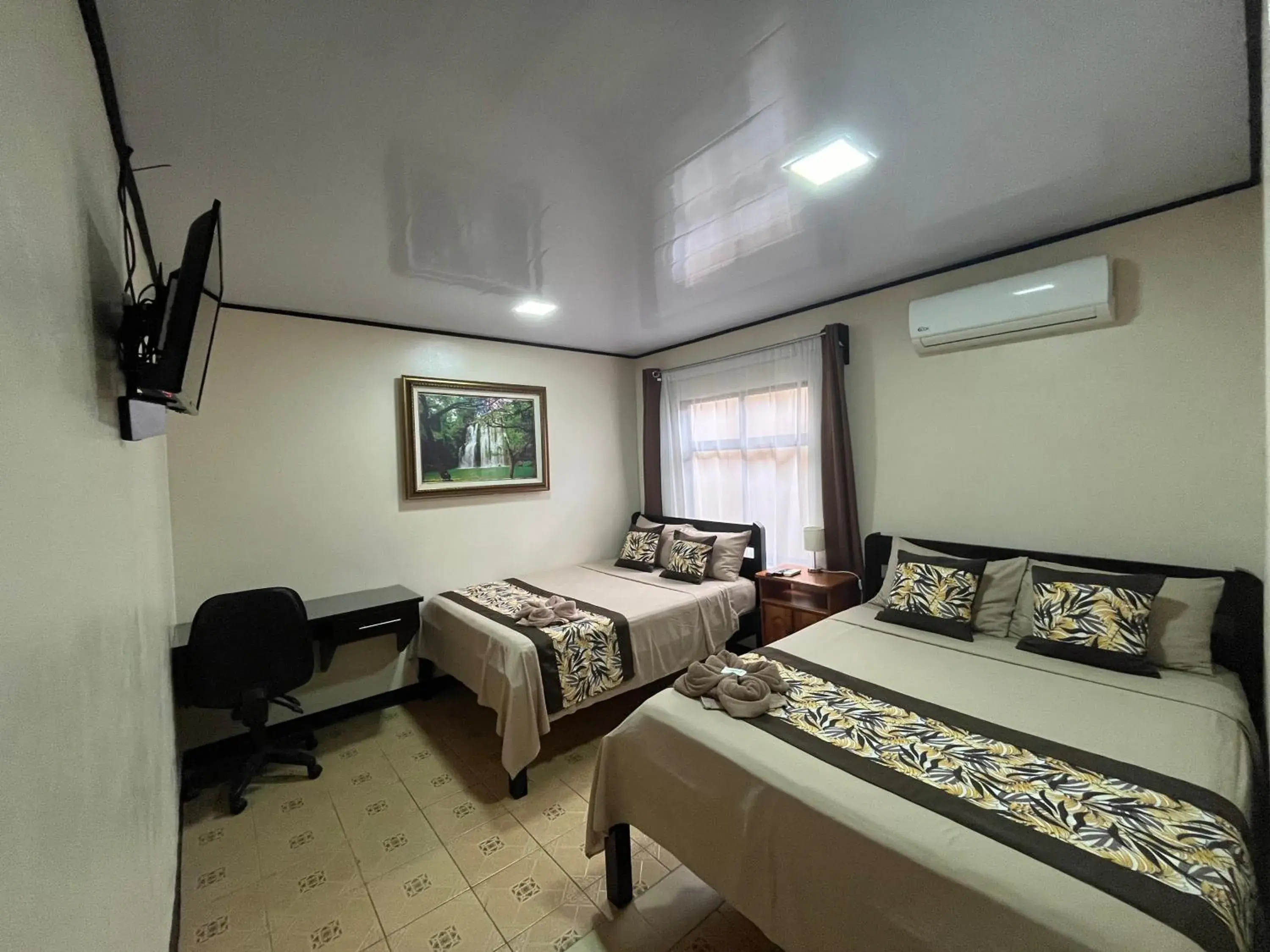 Twin Room in HOTEL DEL RiO Twin Room in HOTEL DEL RiO