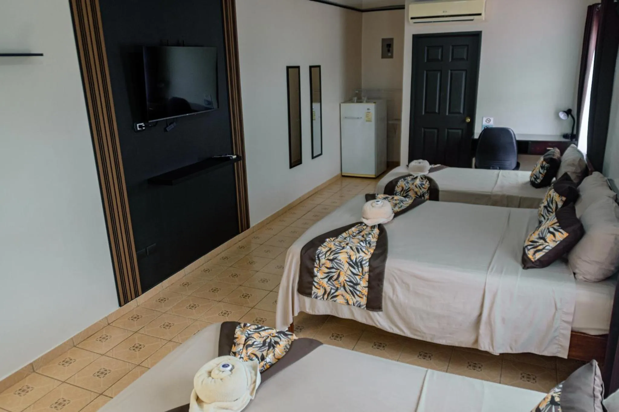 Bed in HOTEL DEL RiO