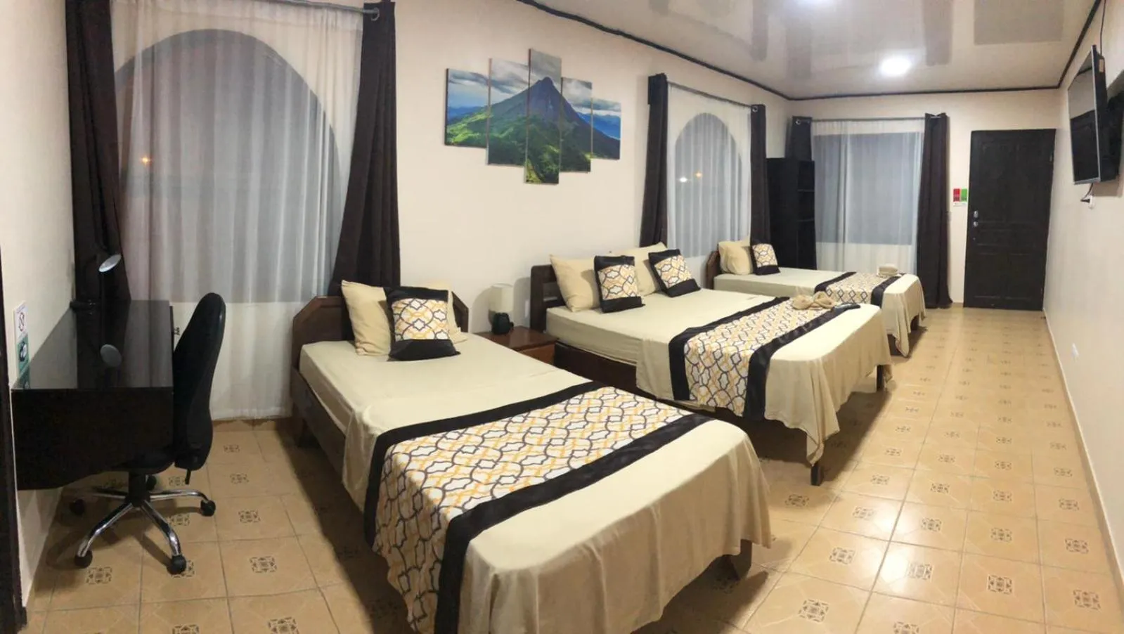 Bed in HOTEL DEL RiO