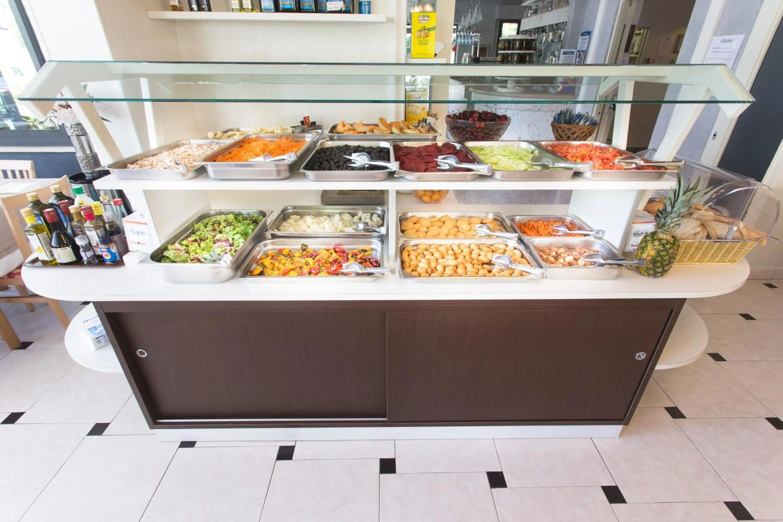 Food in Hotel Giamaika