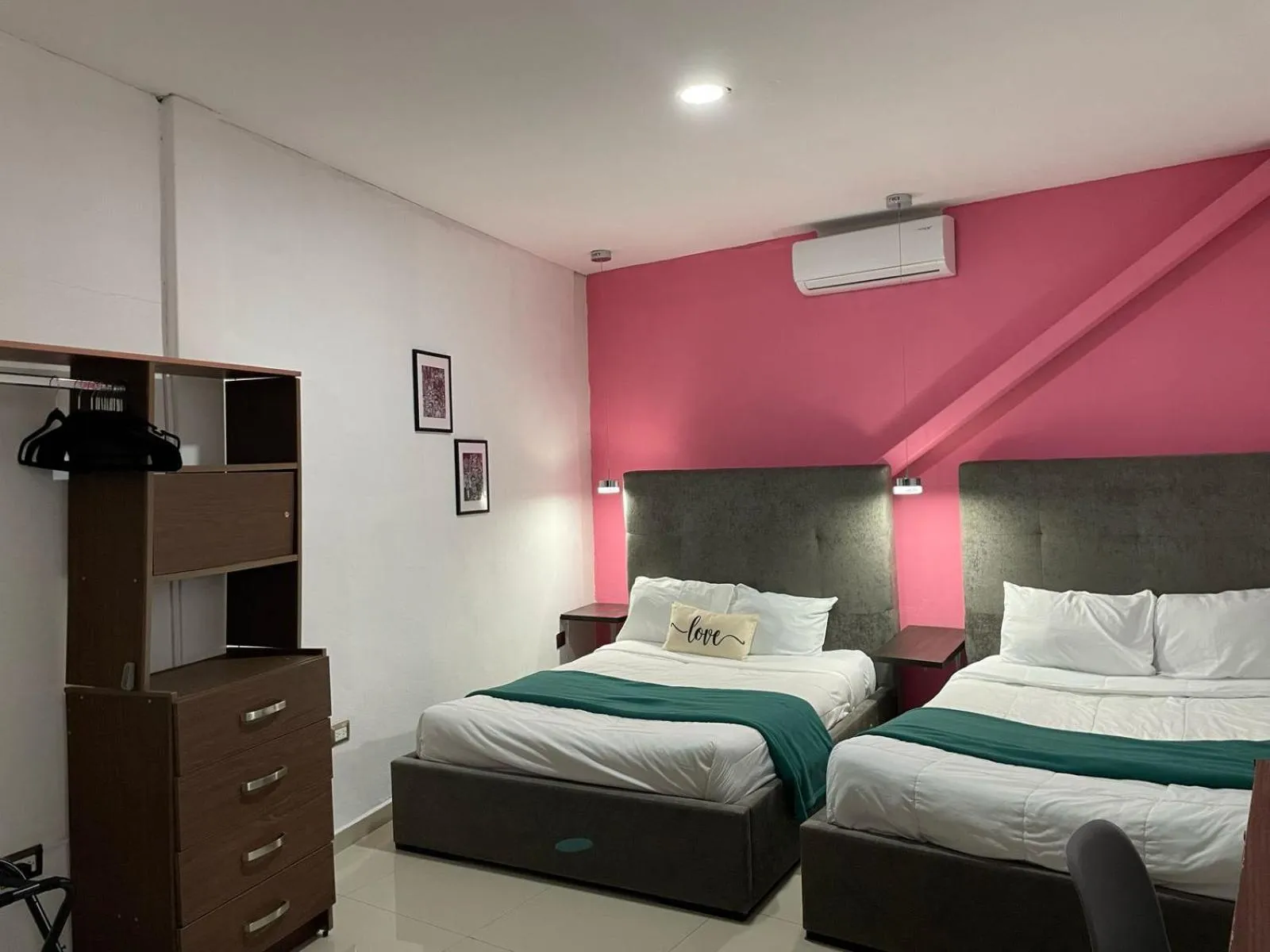 Photo of the whole room, Bed in Adhoc Boutique Barrio Antiguo