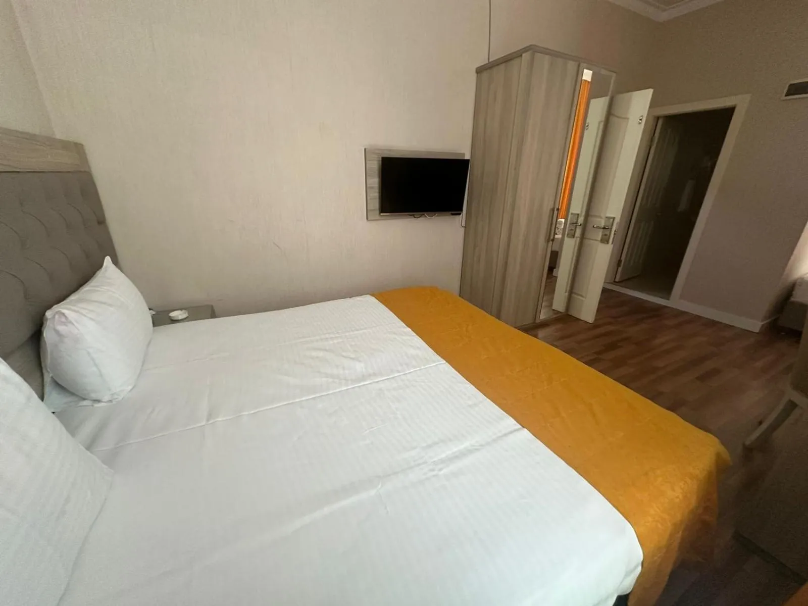 Bed in Hotel Empire Business Baku
