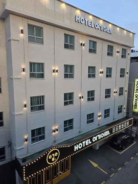 Property building in Hotel Yoegieottae Gwangju Station