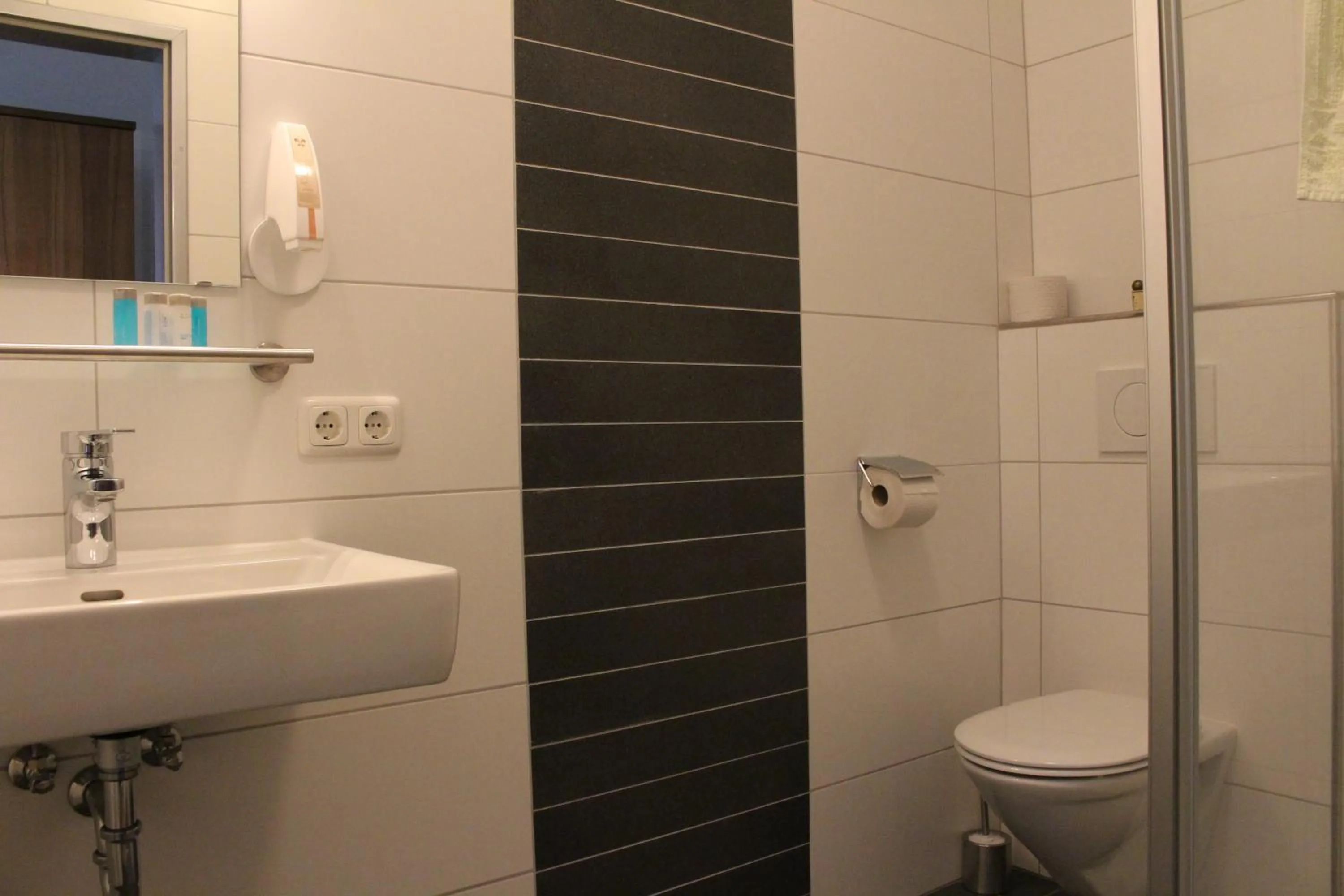 Bathroom in Langs Wirtshaus