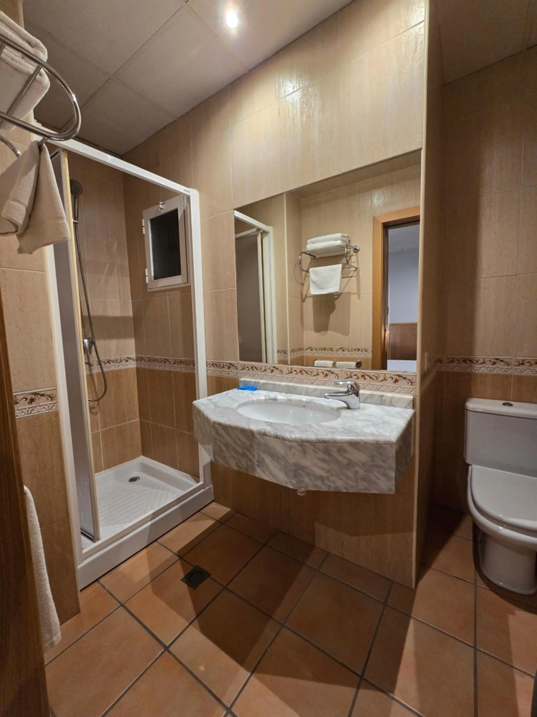 Shower in Rambla Alicante