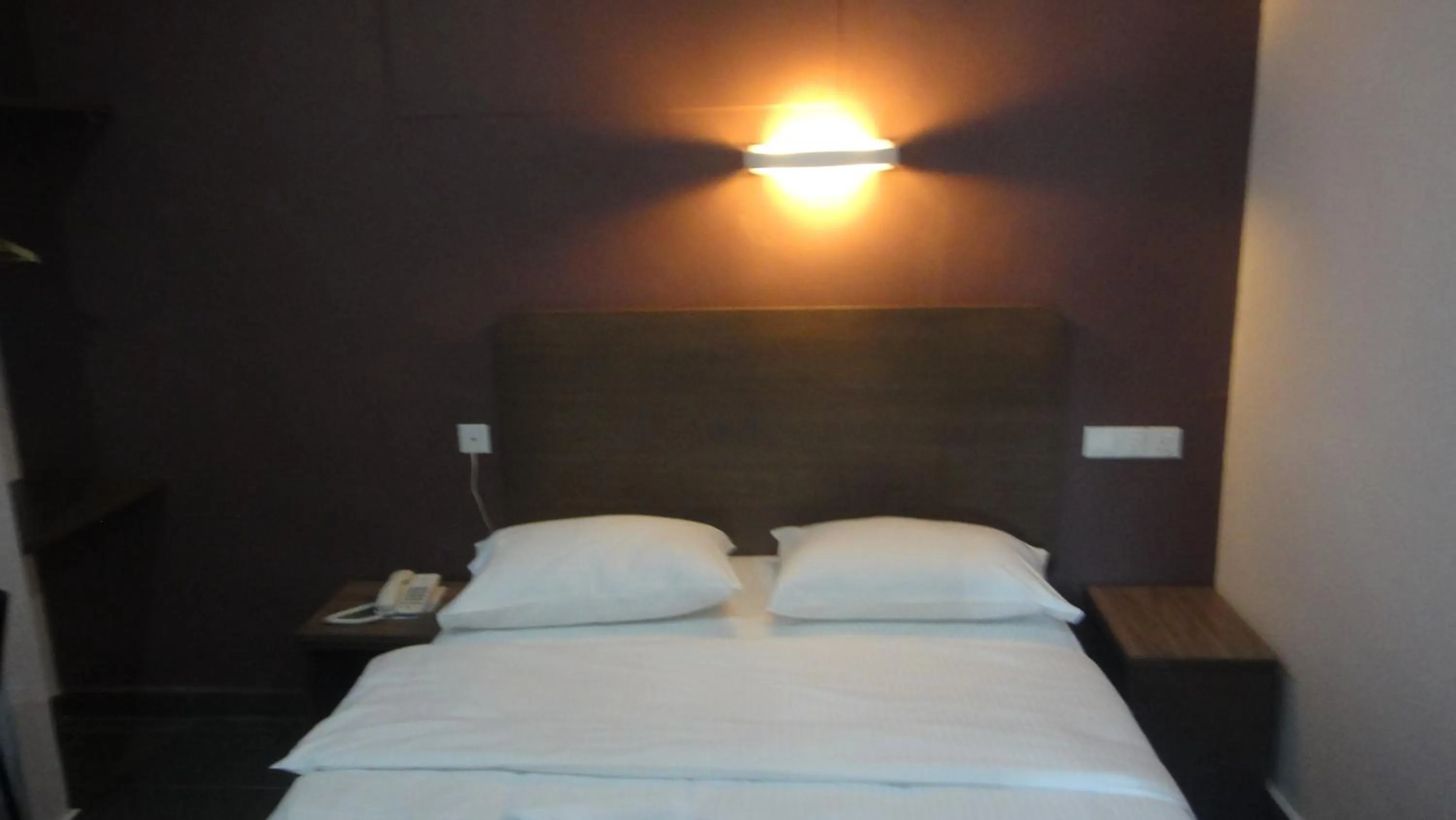 Bedroom, Bed in Micasa Hotel Labuan