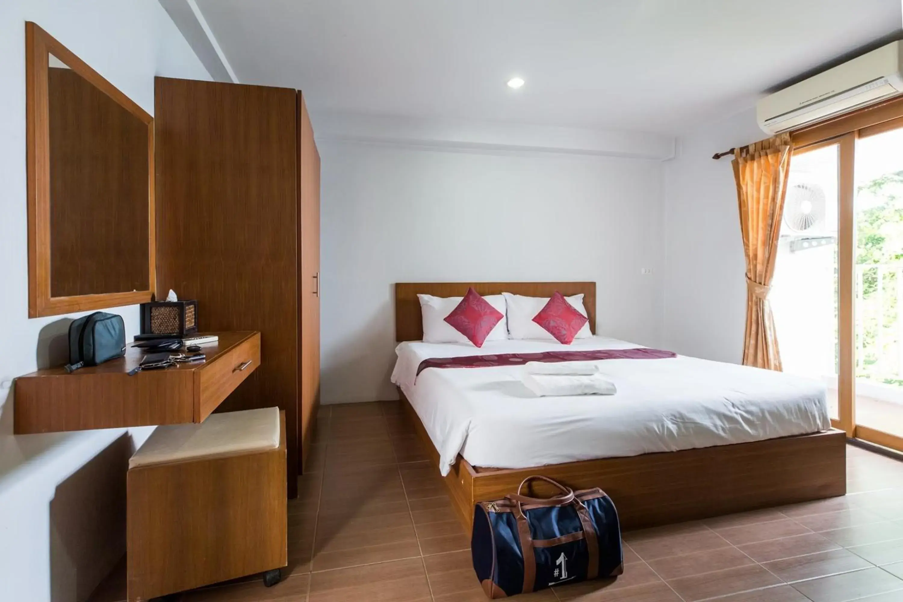 Deluxe King Room in Eco Hostel Hua Hin Deluxe King Room in Eco Hostel Hua Hin