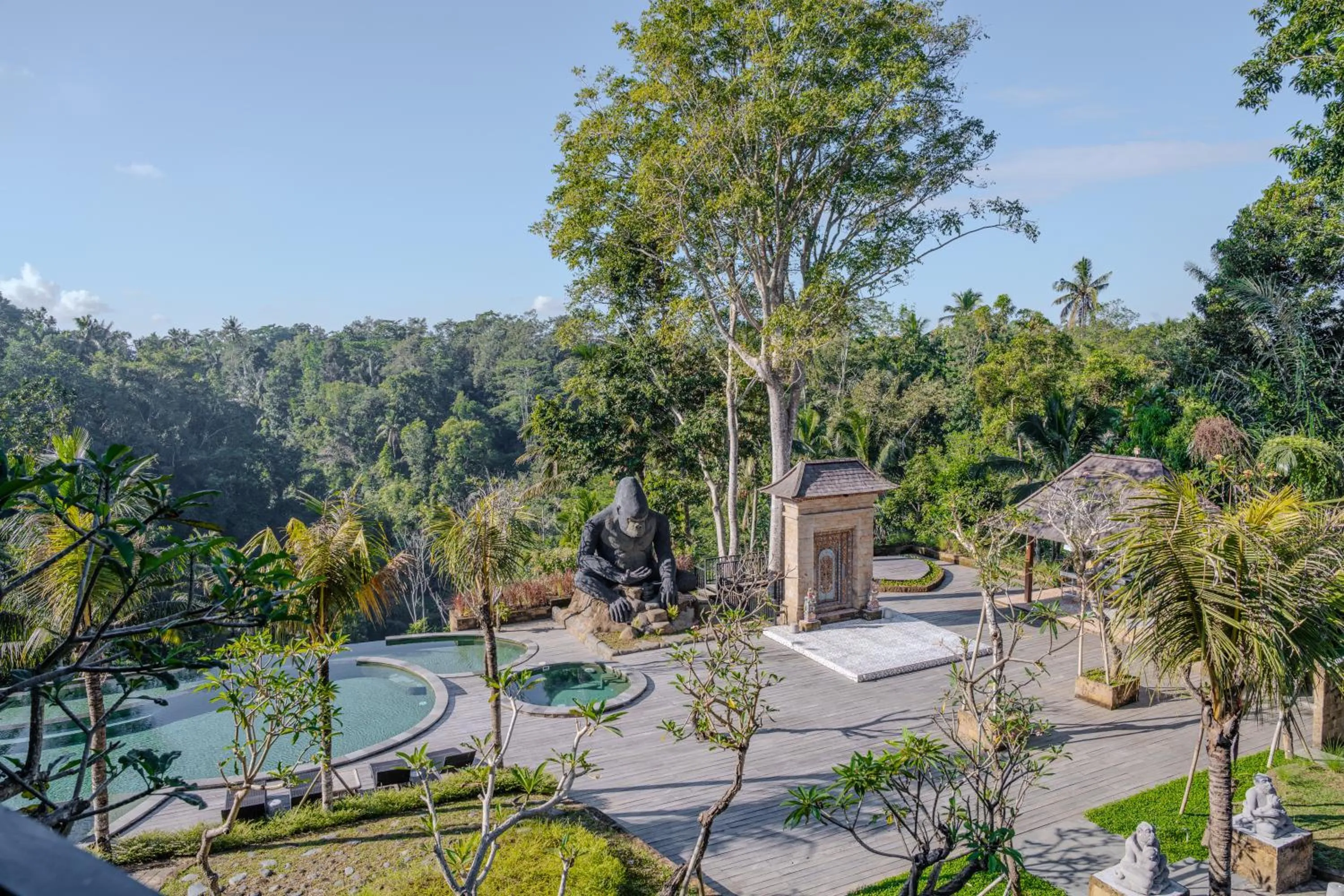 Property building in Hoshi Jungle Resort by Dhananjaya Hospitality