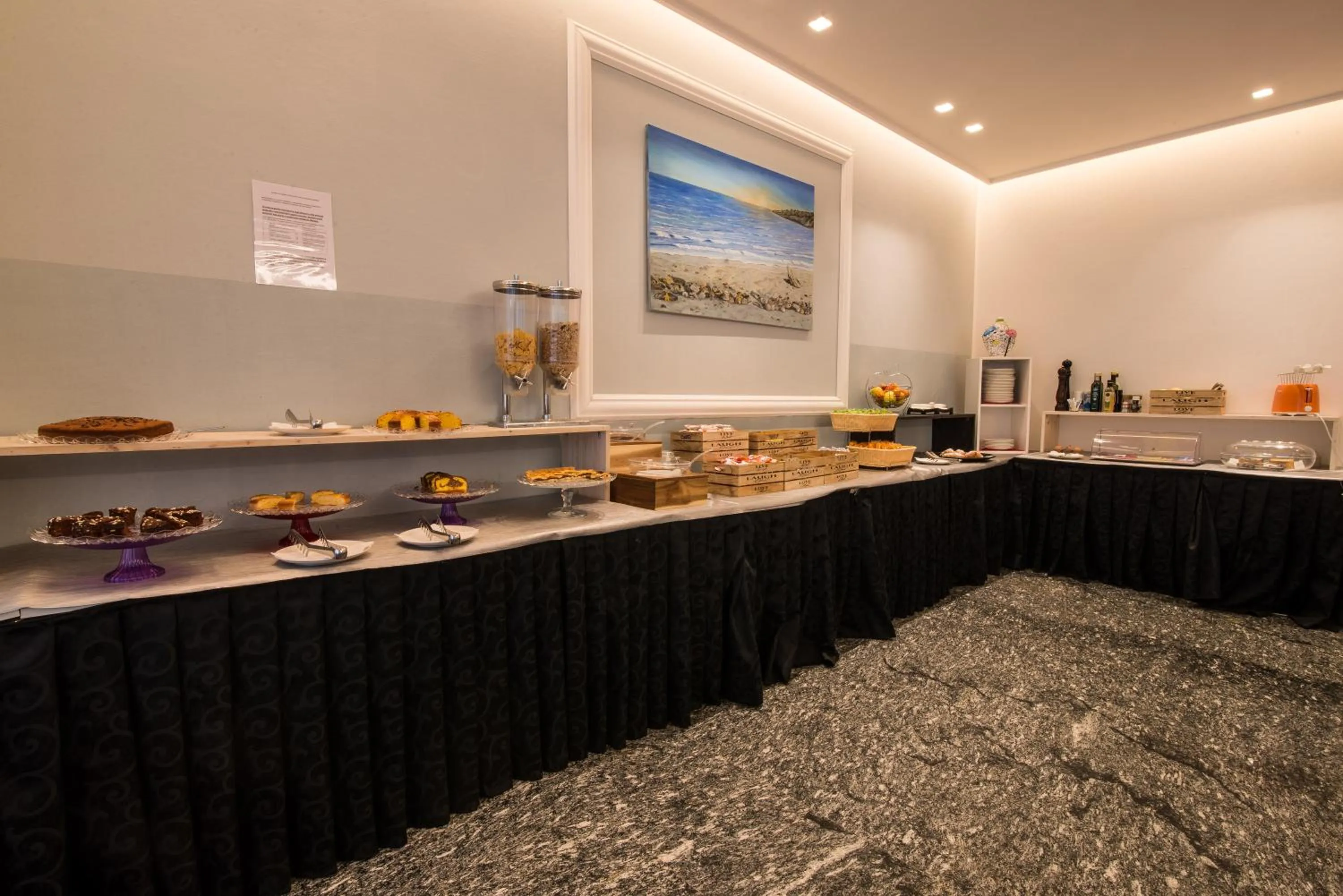 Restaurant/places to eat in Hotel Vela D'Oro