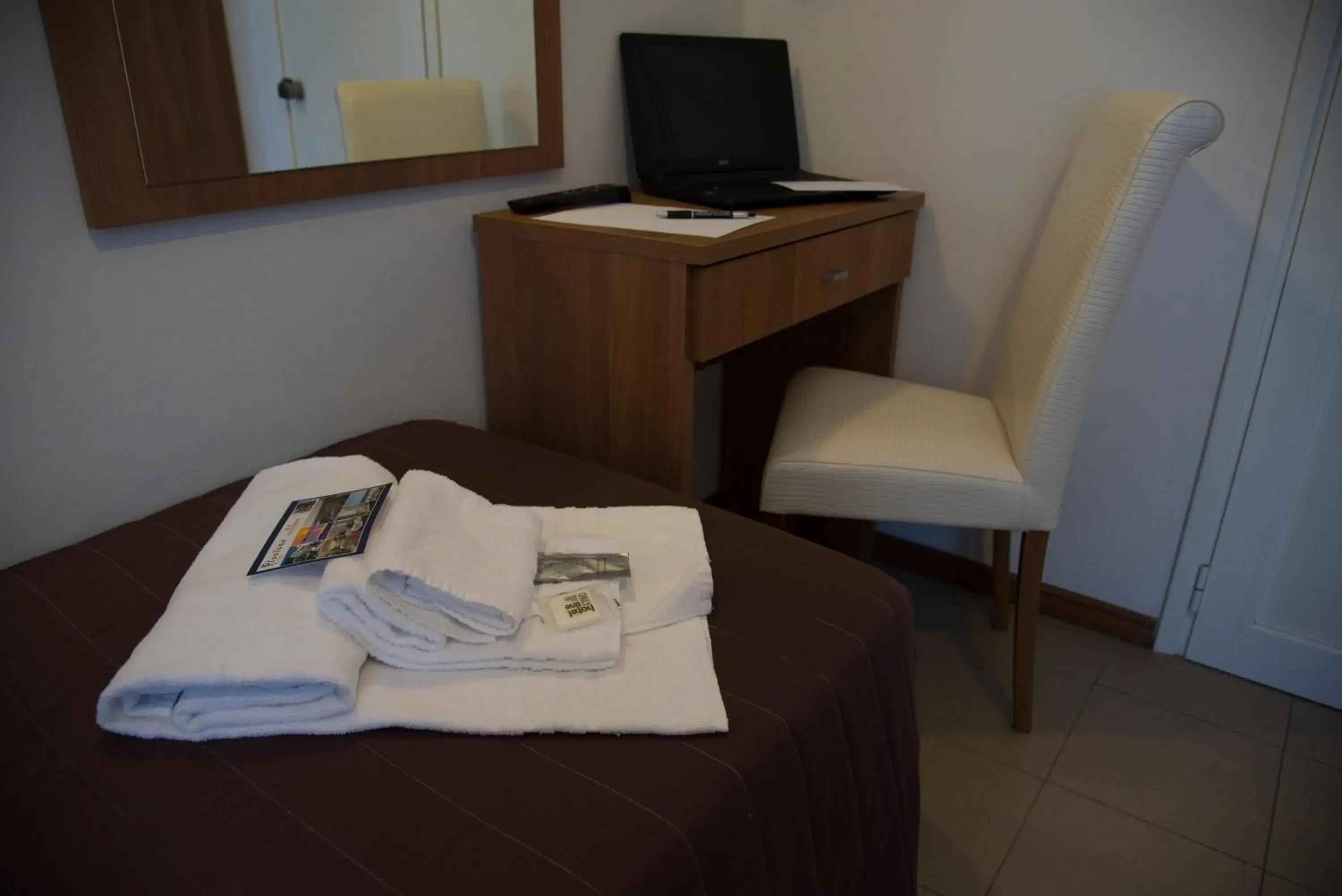 Standard Single Room with Sea View in Hotel Vela D'Oro Standard Single Room with Sea View in Hotel Vela D'Oro