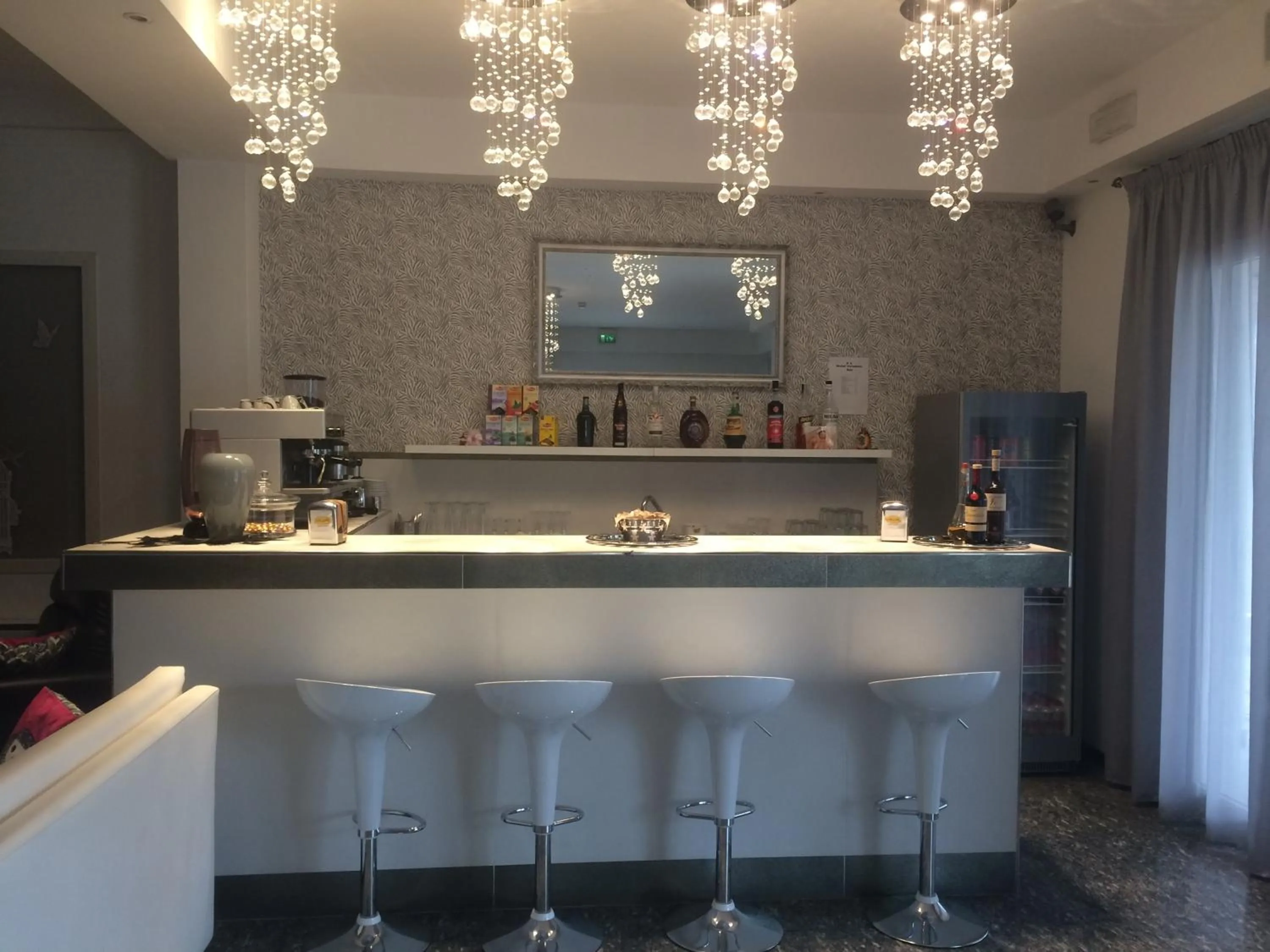 Lounge or bar in Hotel Vela D'Oro