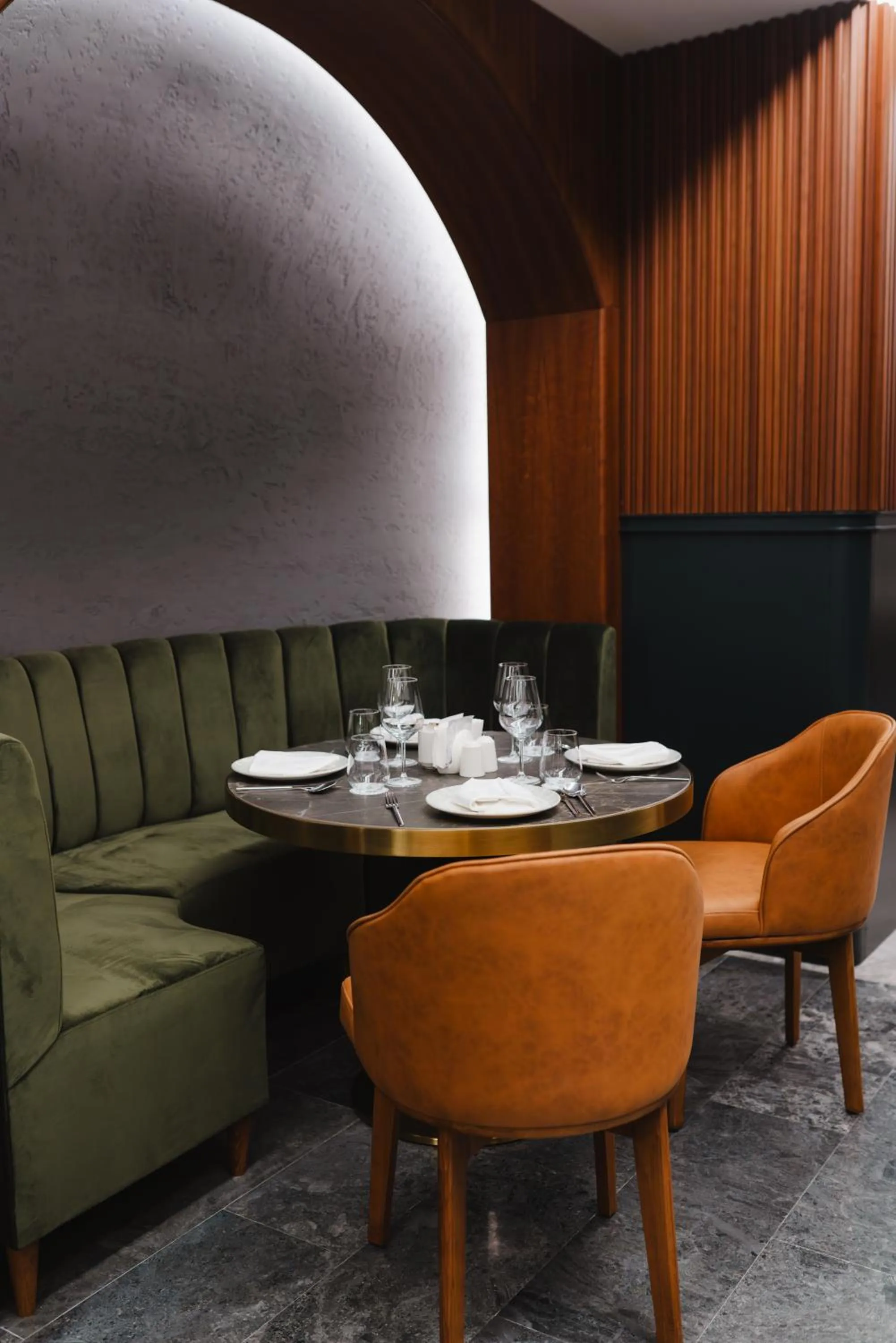 Restaurant/places to eat in Stillo Business Hotel & Spa