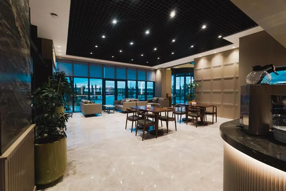 Lobby or reception in Stillo Business Hotel & Spa
