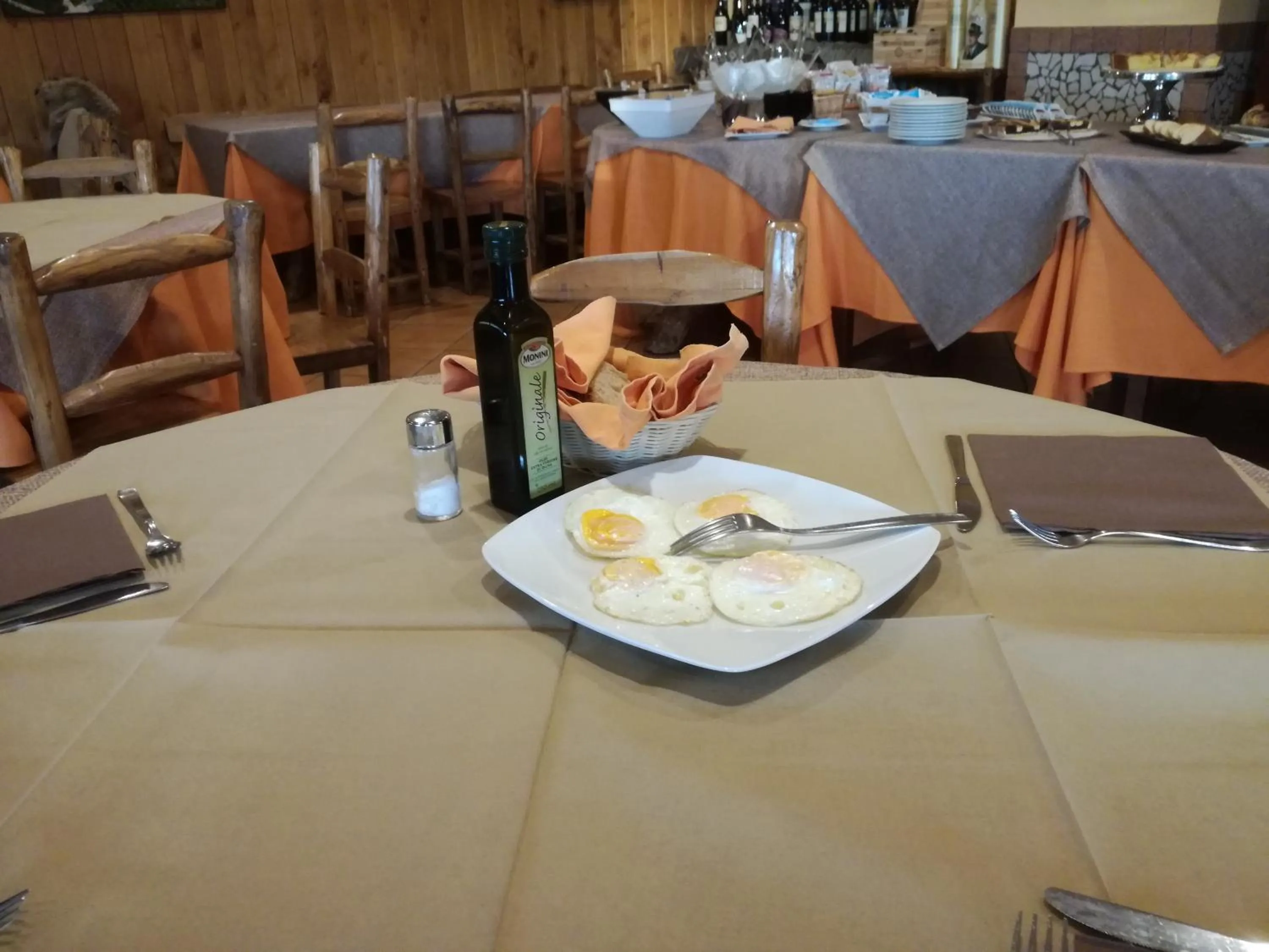 Breakfast in Albergo Ristorante Uliveto