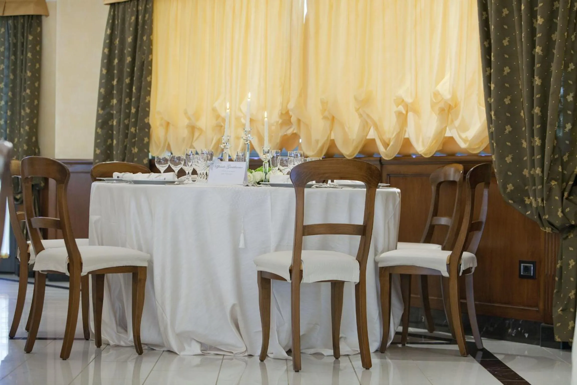 Restaurant/places to eat in Albergo Ristorante Uliveto