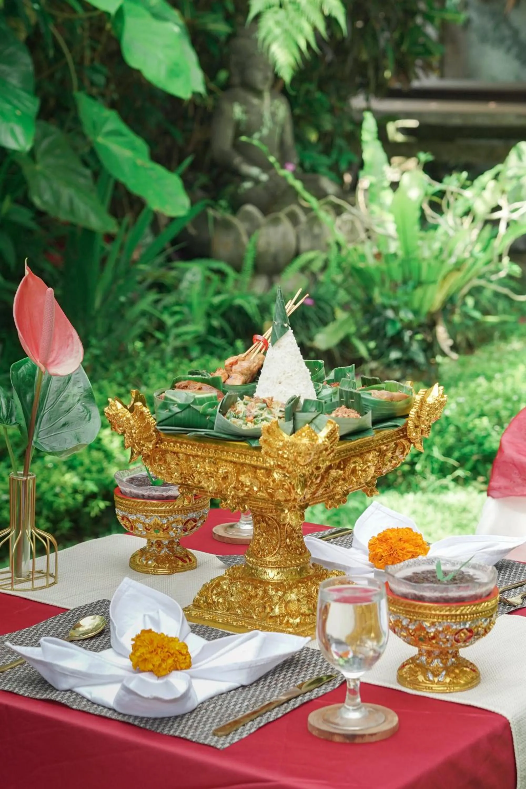 Food in Villa Sujati