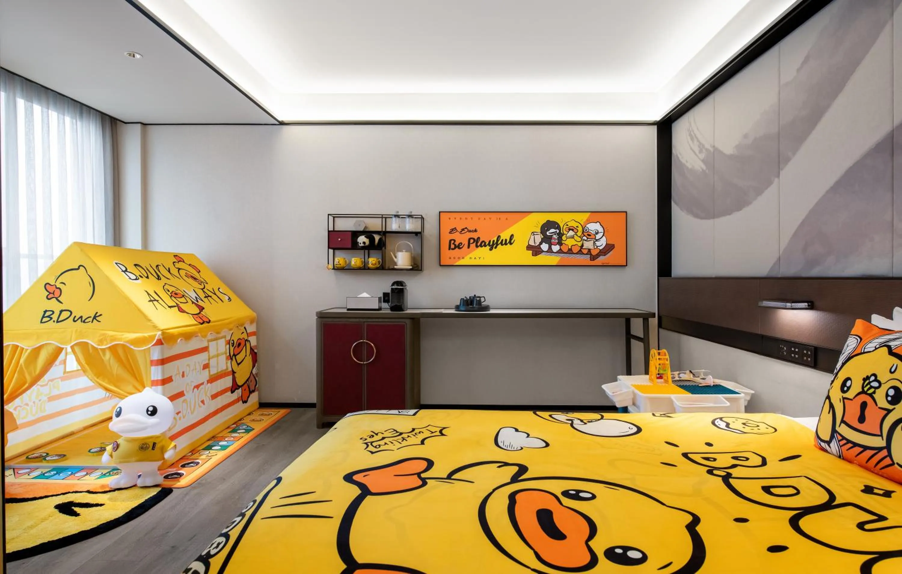 Bed in JOYA Chengdu Taikoo Li IFS