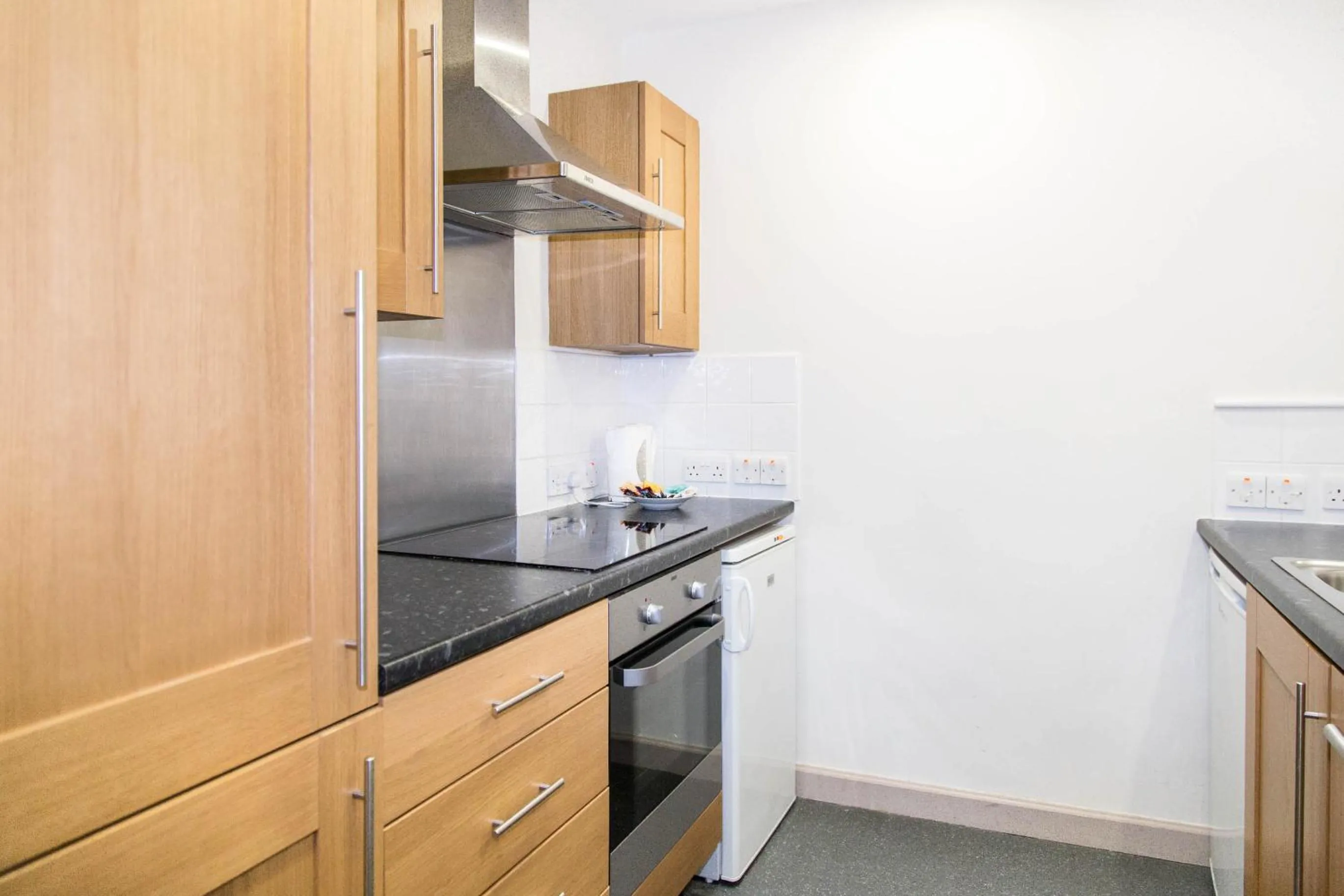 Kitchen or kitchenette in Goodenough College – University Residence