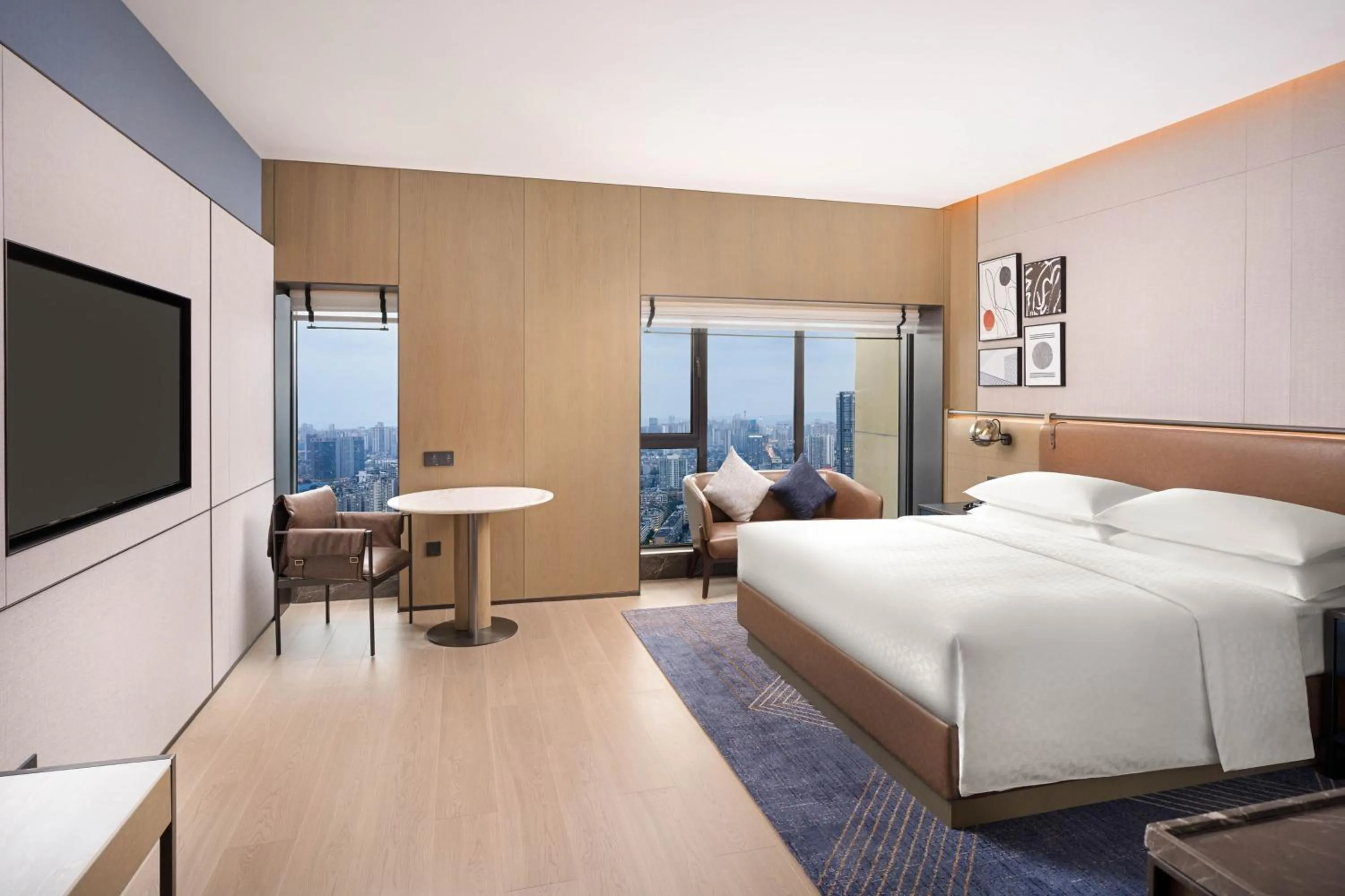 Photo of the whole room, Bed in Four Points by Sheraton Chengdu, Chunxi Road