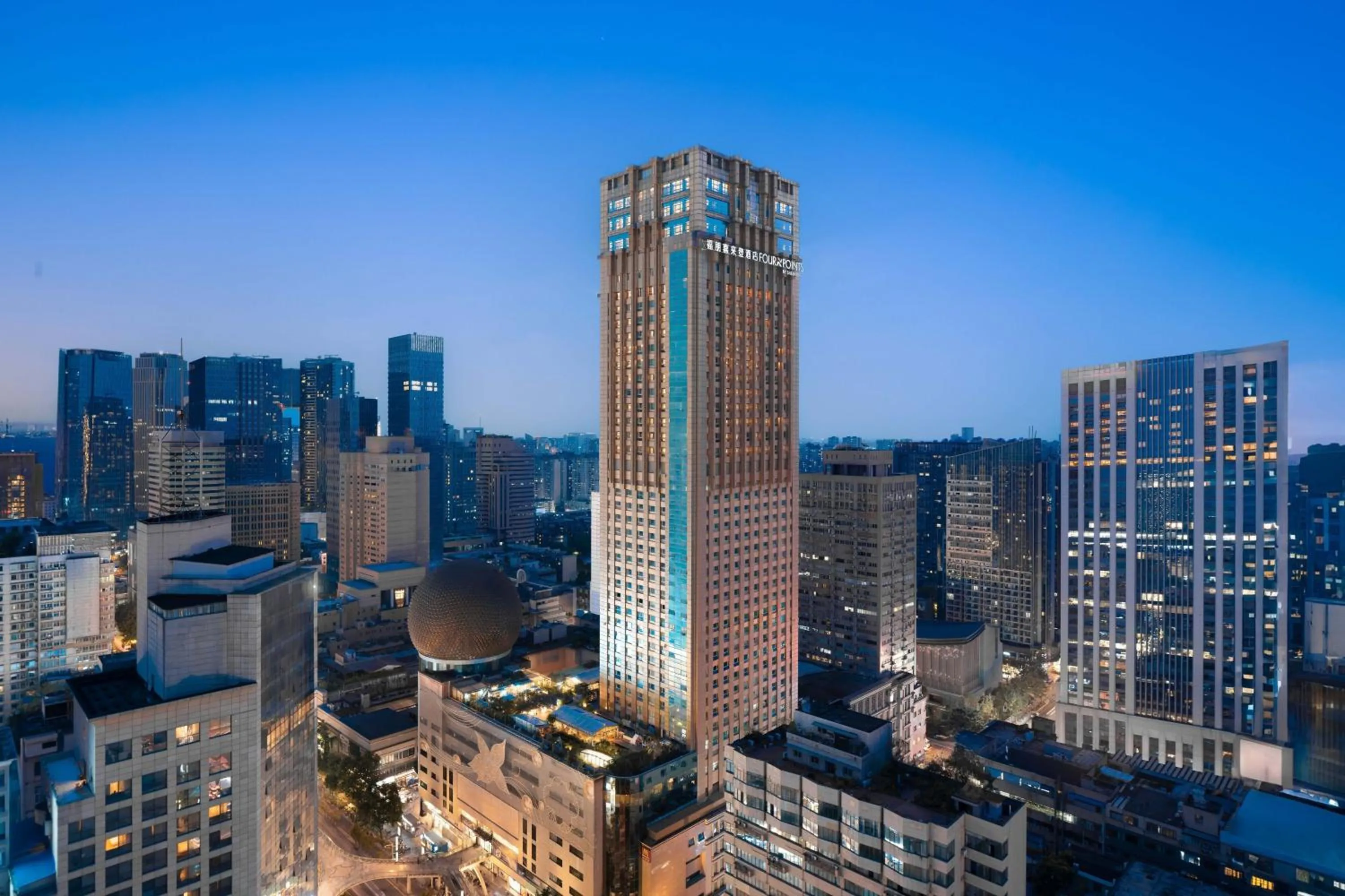 Property building in Four Points by Sheraton Chengdu, Chunxi Road