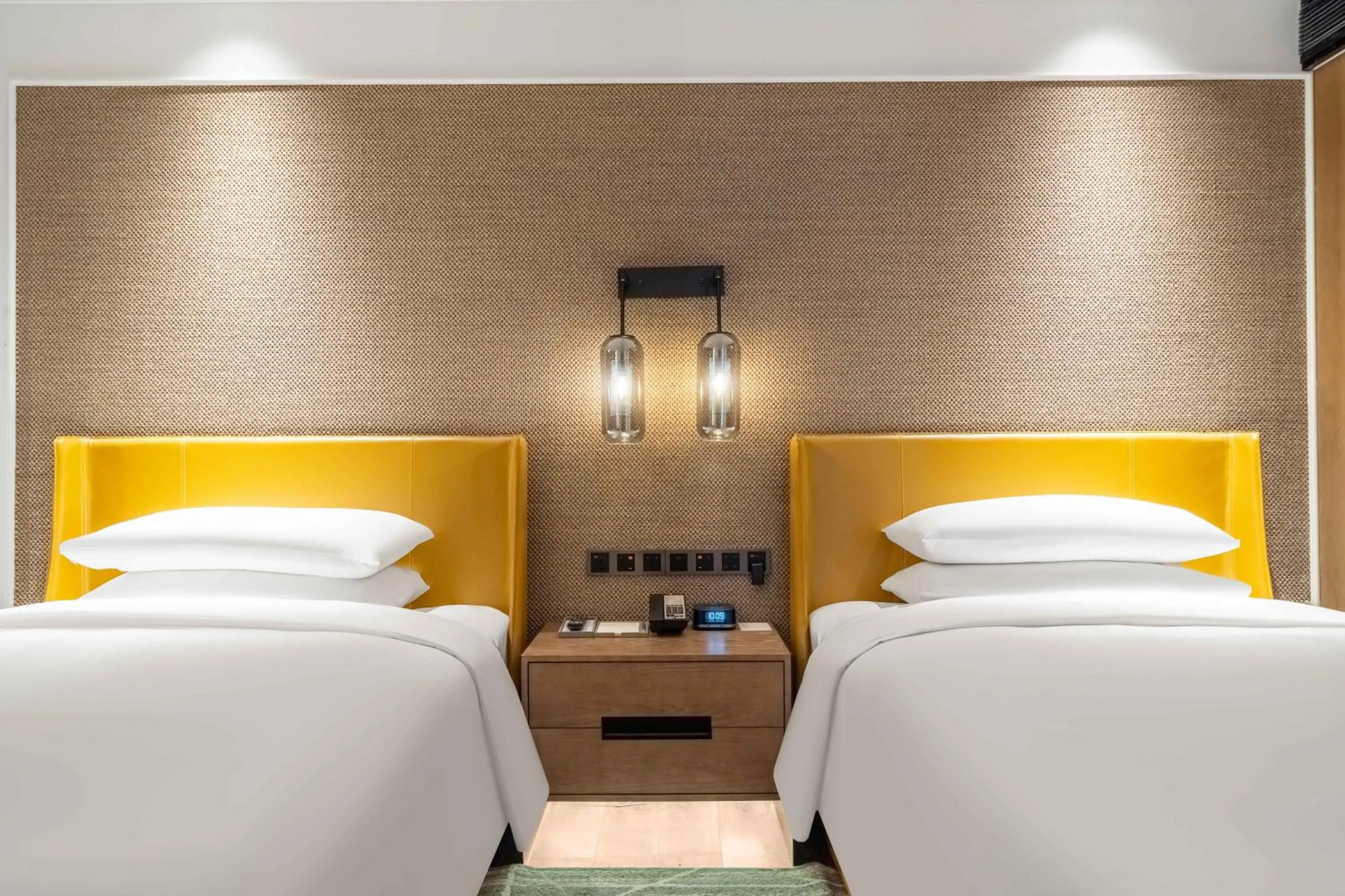 Bed in Sheraton Hangzhou Fuyang