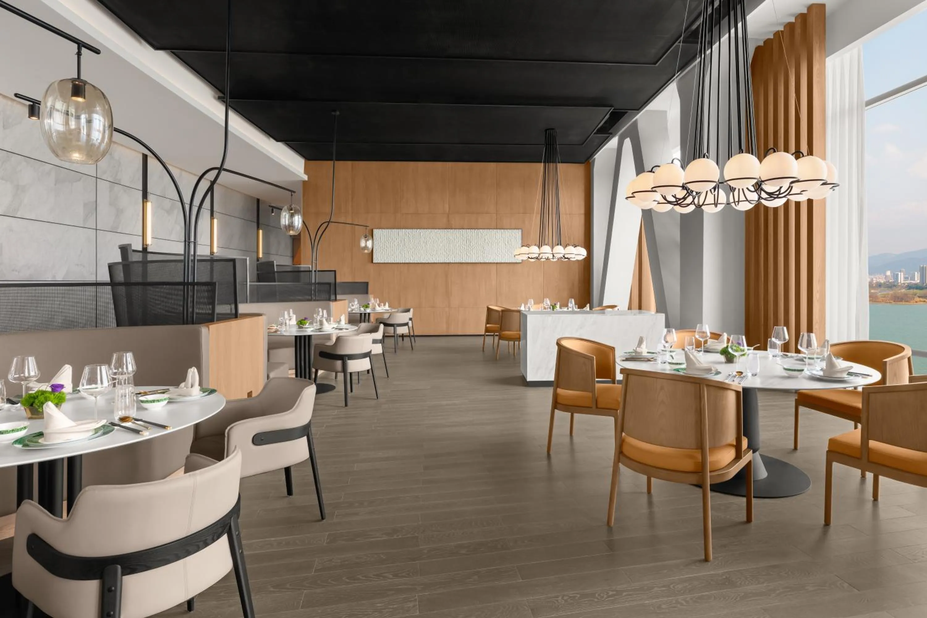 Restaurant/places to eat in Sheraton Hangzhou Fuyang