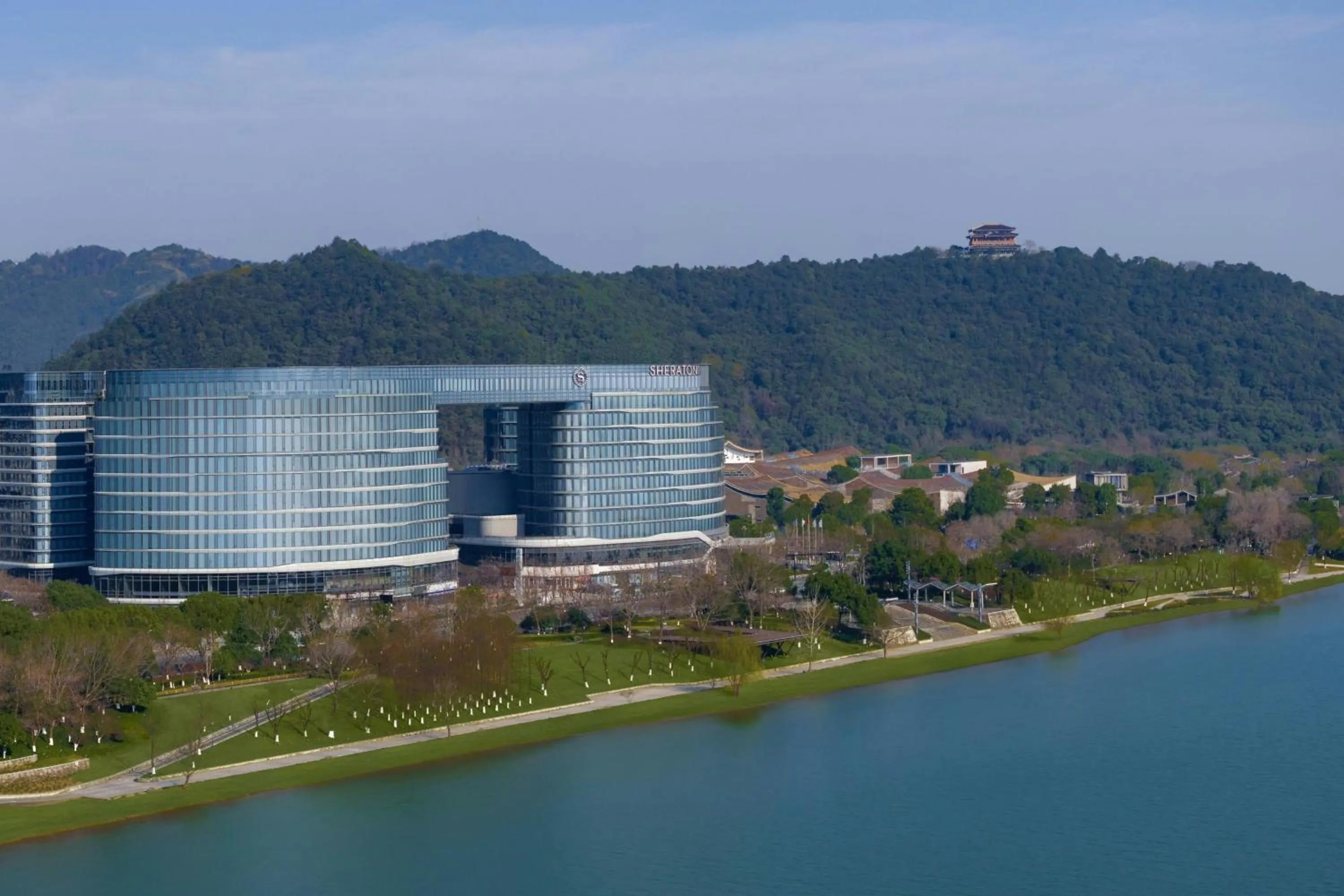 Property building in Sheraton Hangzhou Fuyang