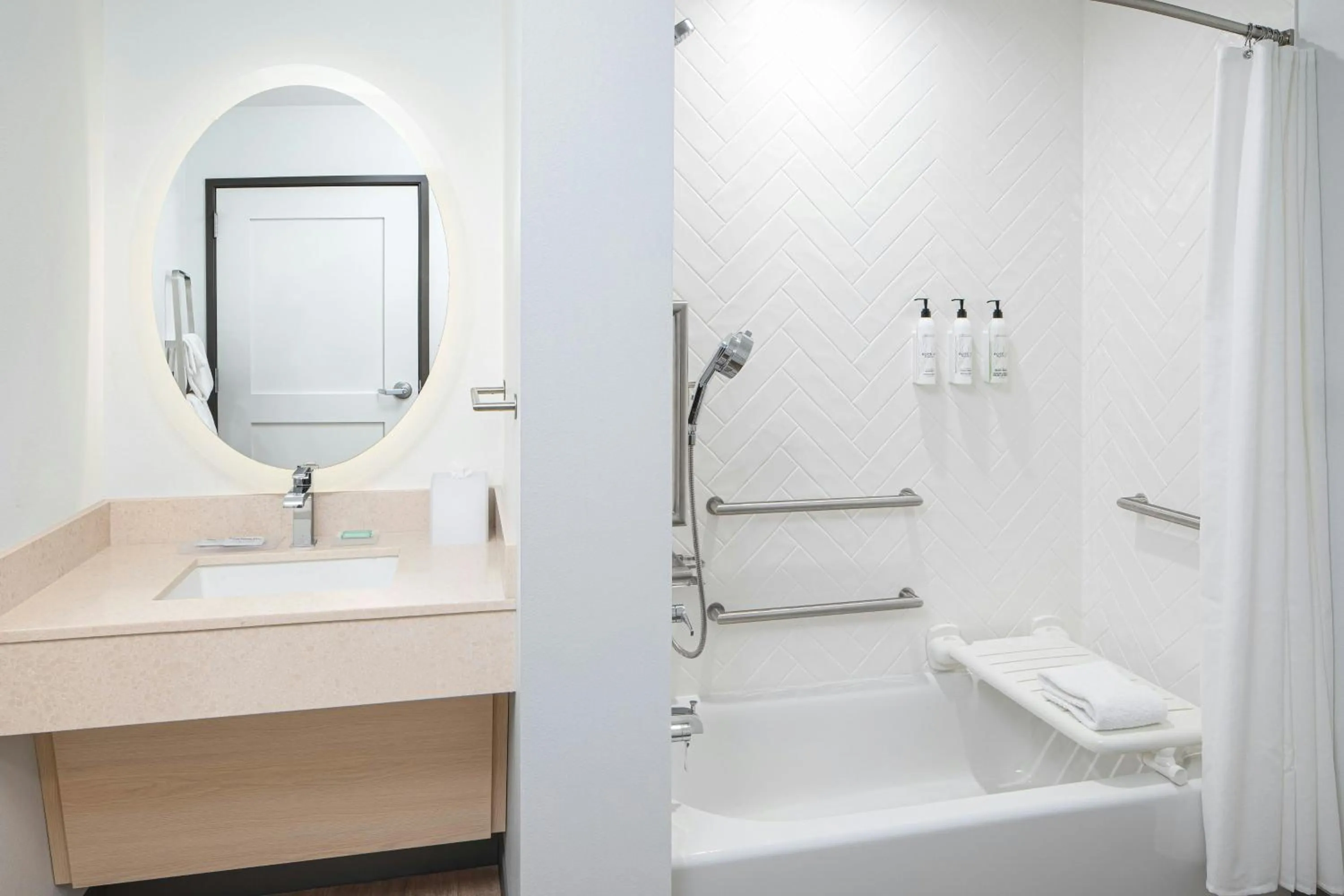 Bathroom in TownePlace Suites Pigeon Forge