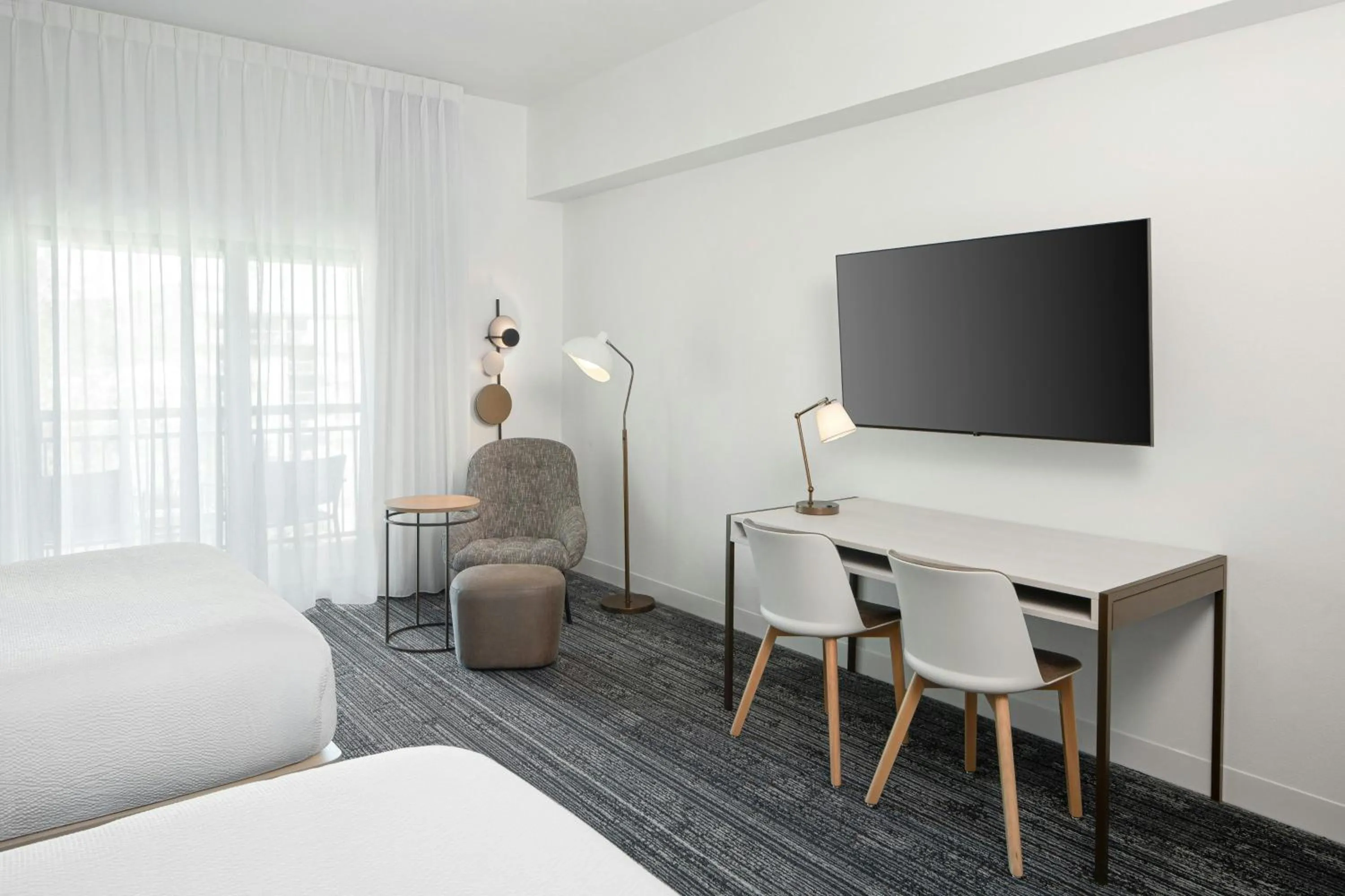 Photo of the whole room, Bed in TownePlace Suites Pigeon Forge