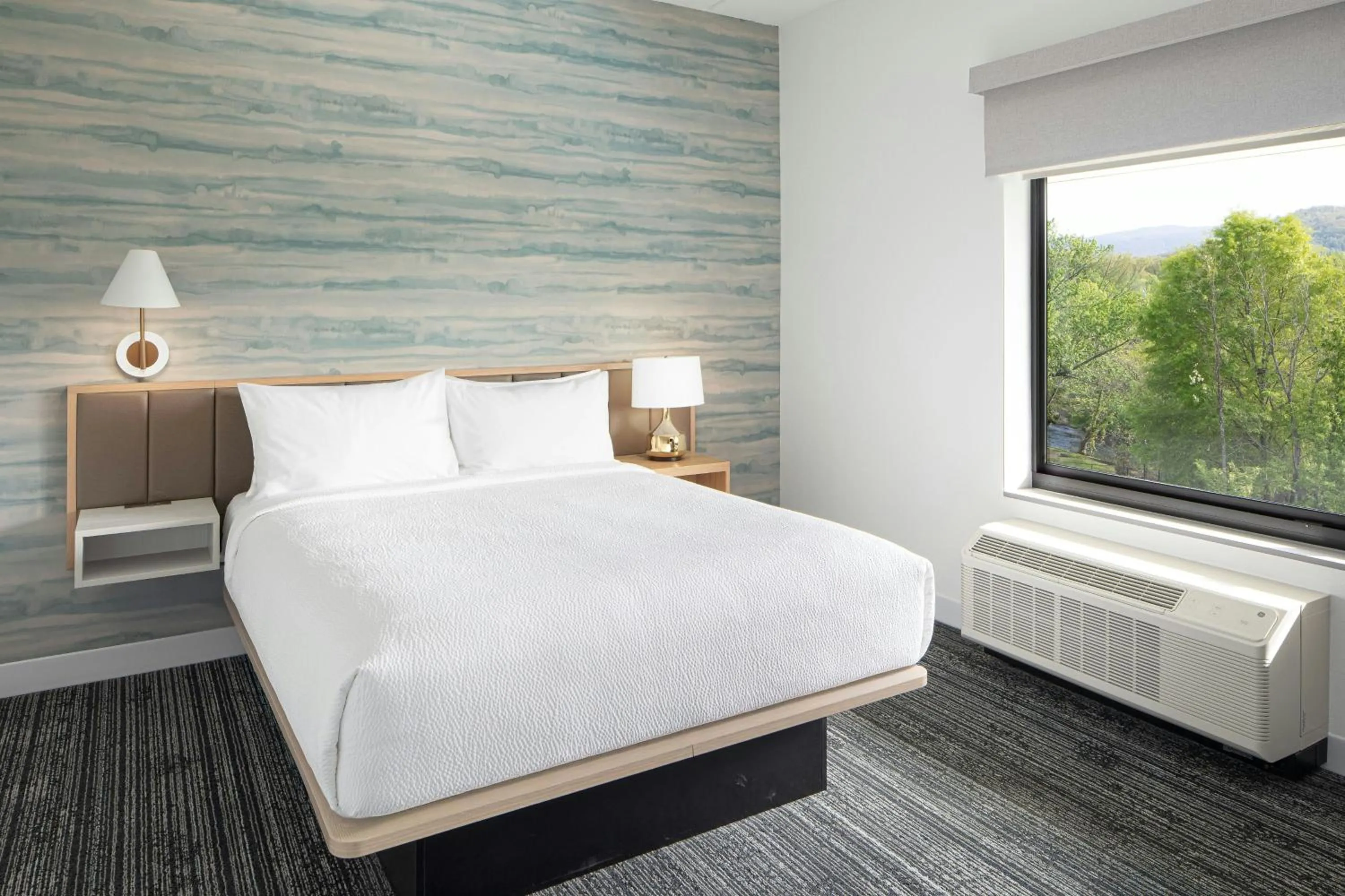 Bedroom, Bed in TownePlace Suites Pigeon Forge