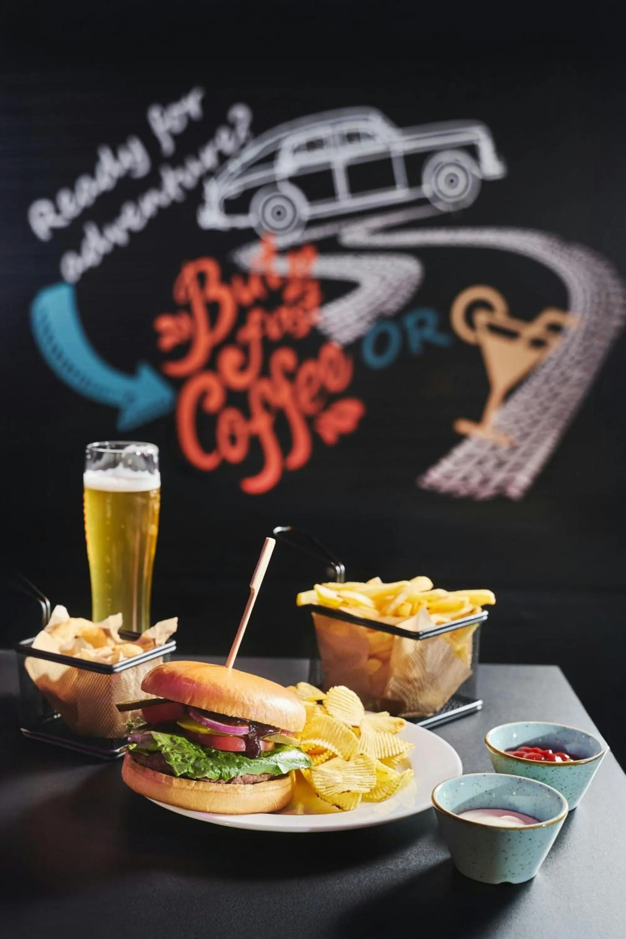 Lounge or bar in Moxy Warsaw City