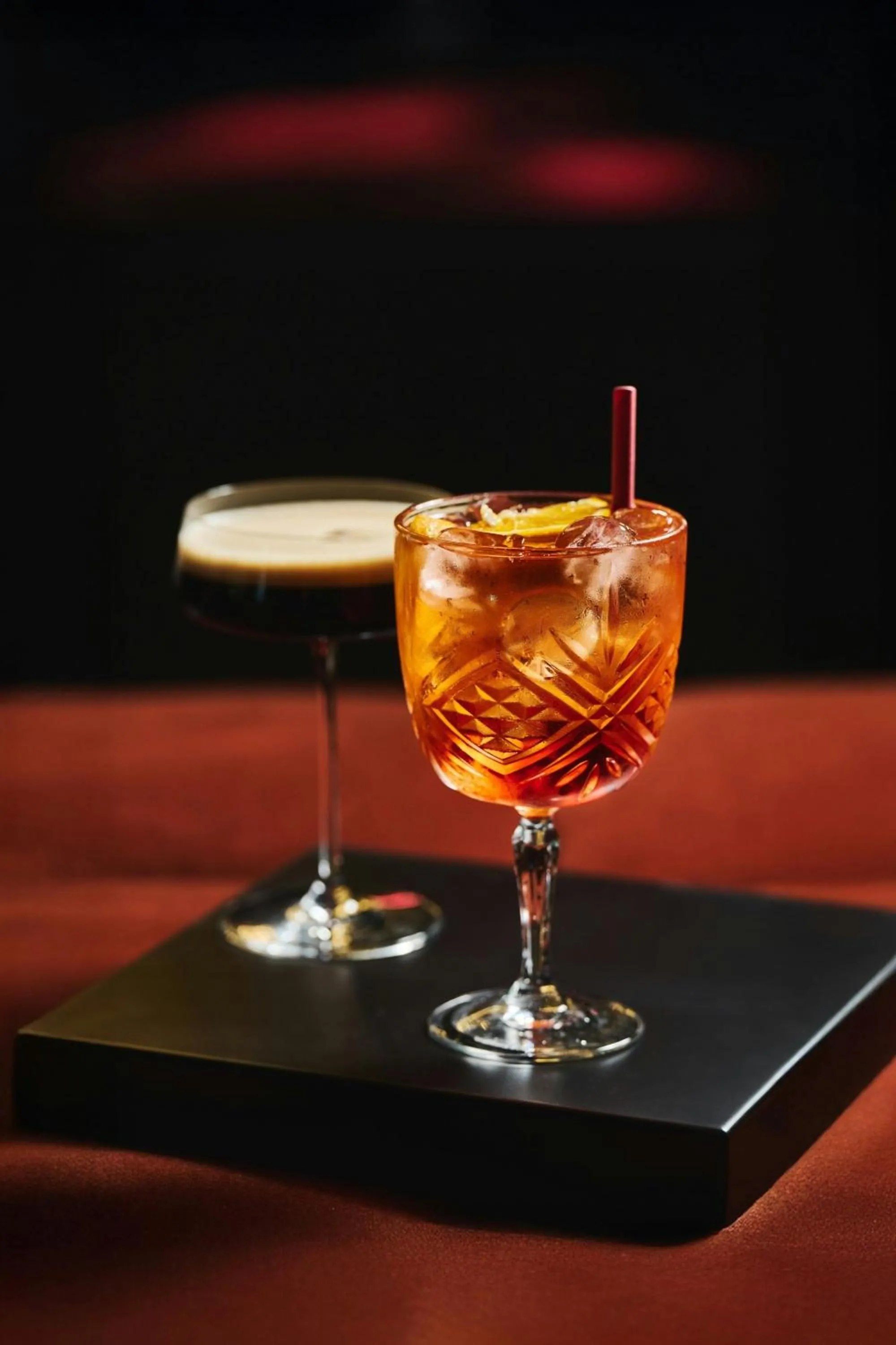 Lounge or bar in Moxy Warsaw City