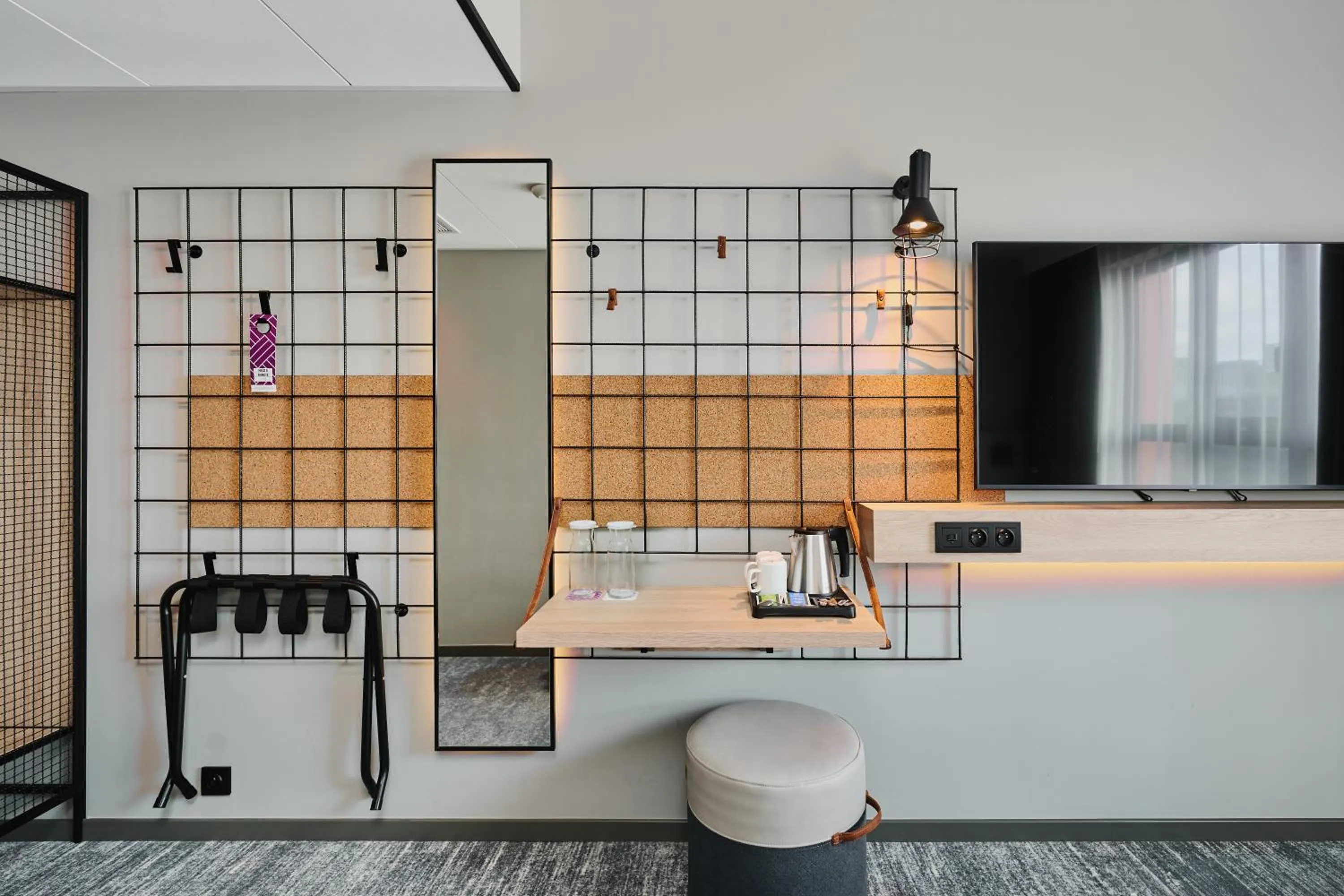 Photo of the whole room in Moxy Warsaw City