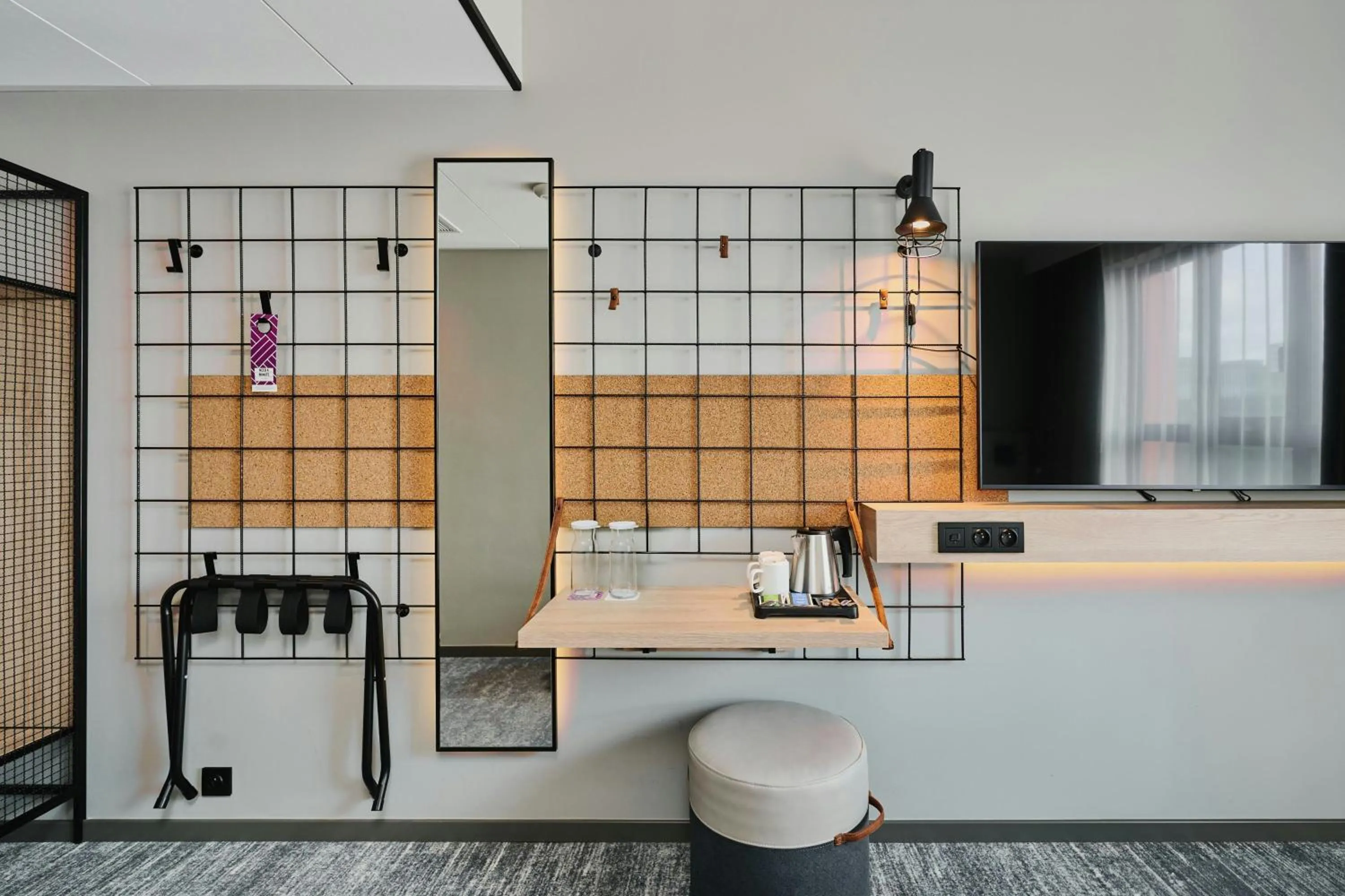 Photo of the whole room in Moxy Warsaw City