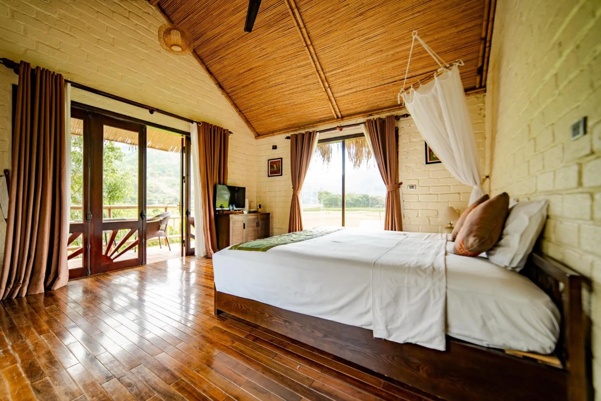 Bed in Mai Chau Villas