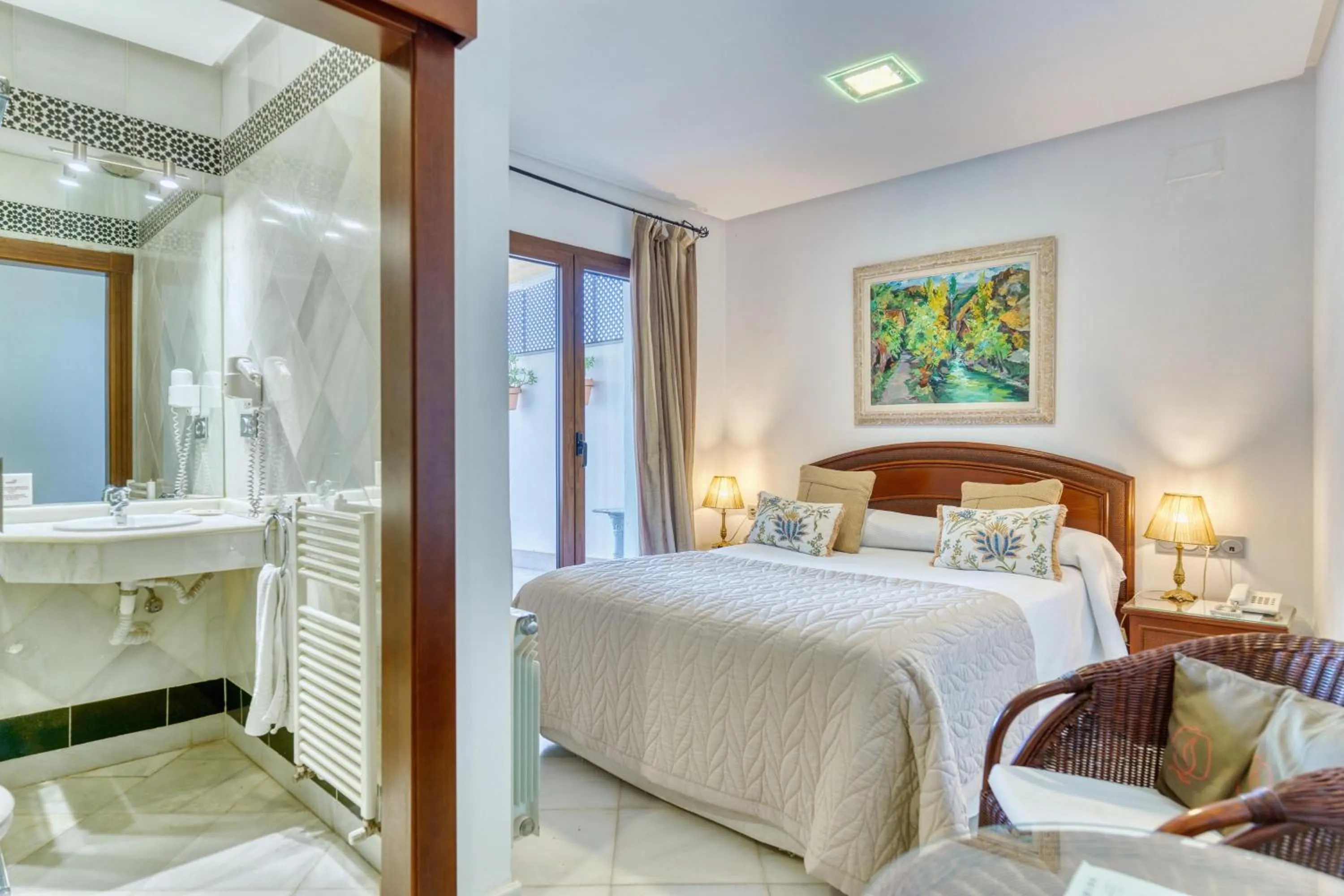 Bedroom, Bed in Hotel Mirador Arabeluj