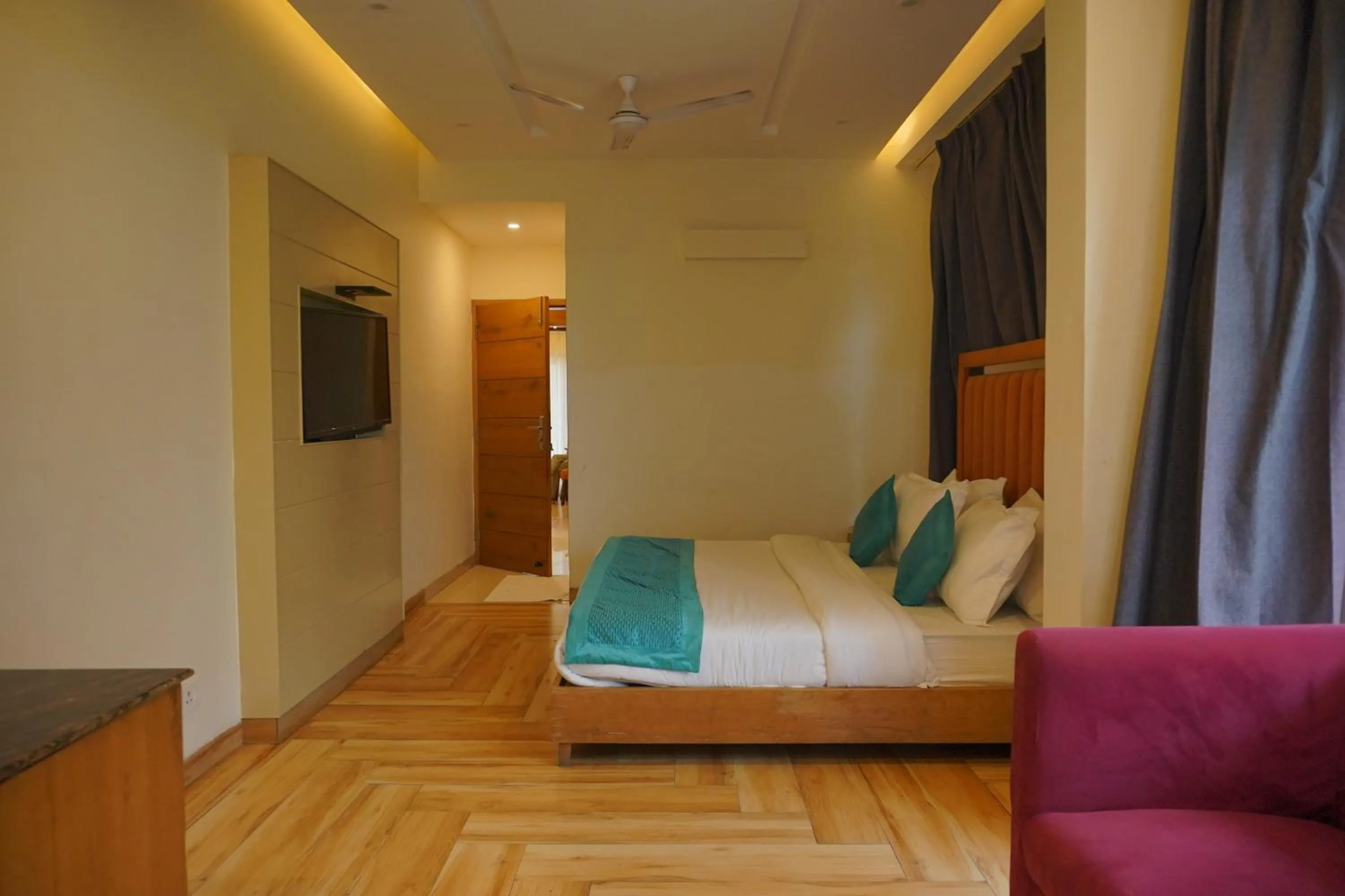 Bed in Luxury Inn by Stotrak Hotels