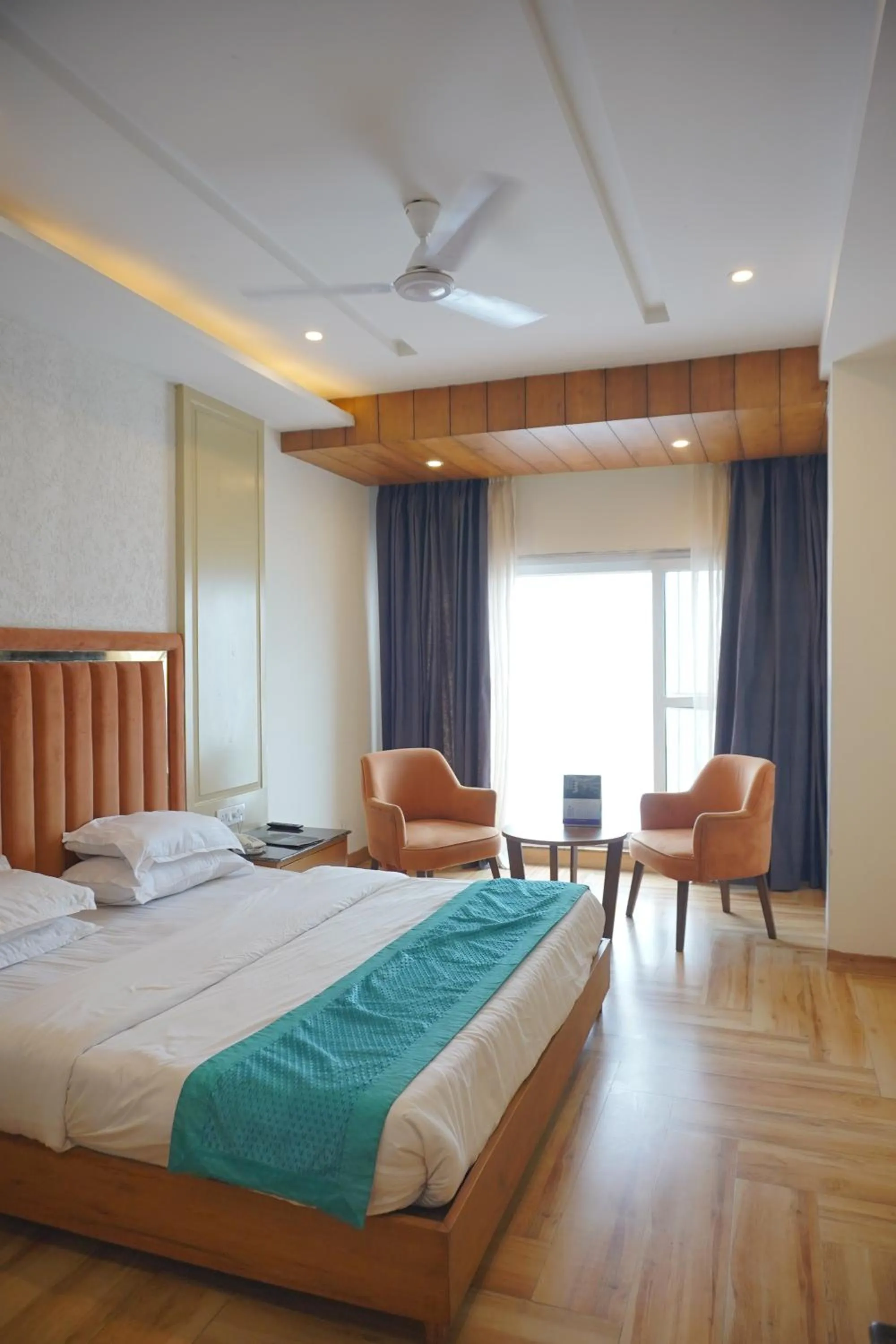 Bedroom, Bed in Luxury Inn by Stotrak Hotels