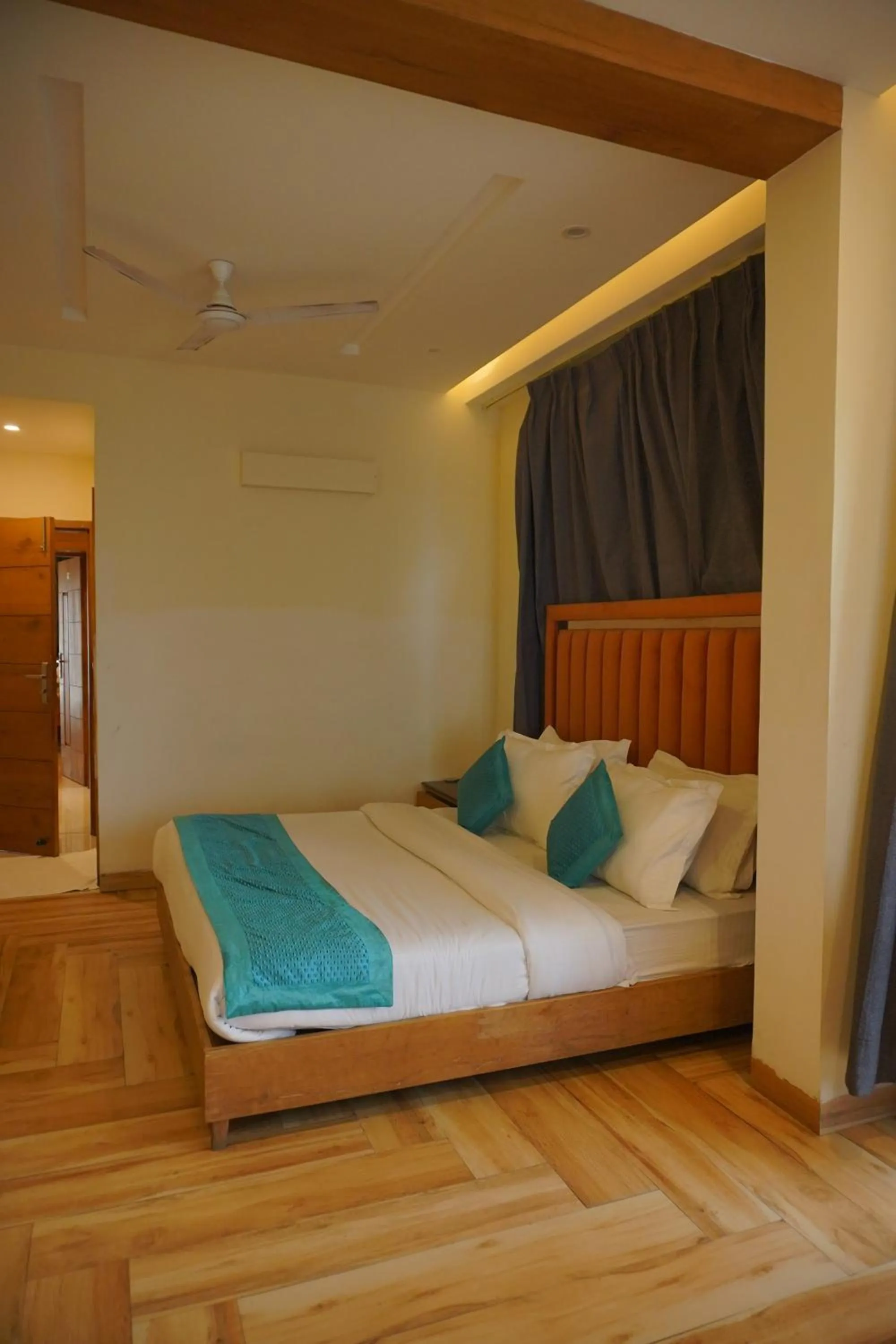 Bed in Luxury Inn by Stotrak Hotels