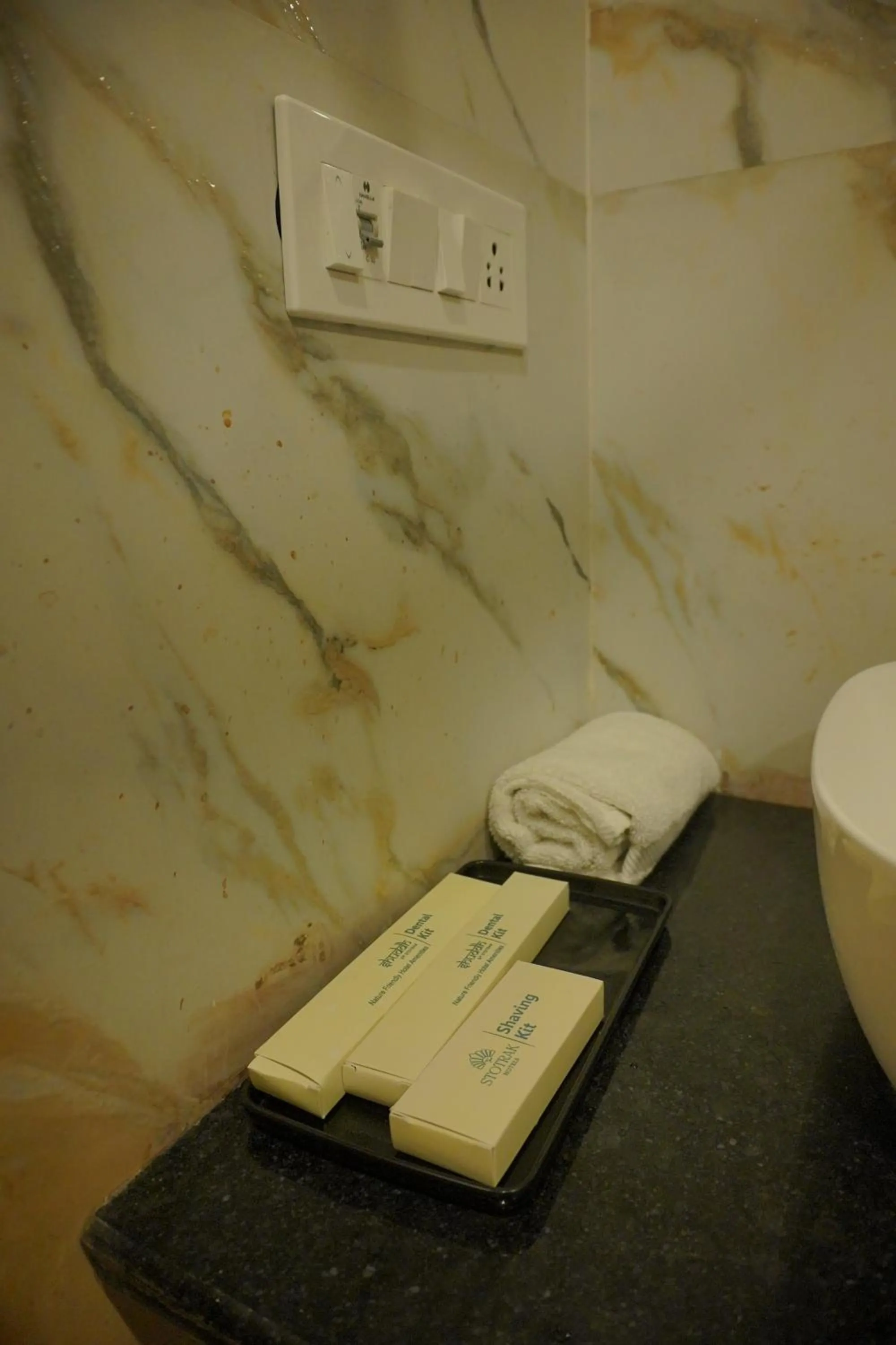 Luxury Inn by Stotrak Hotels