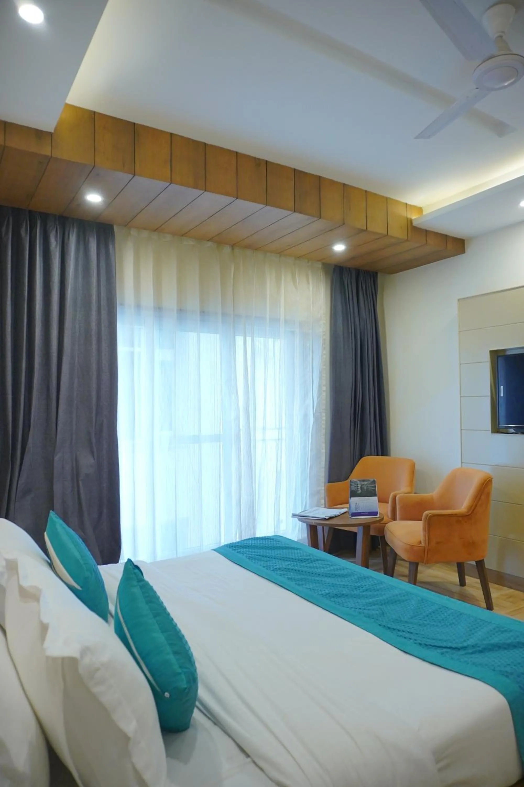 Bedroom, Bed in Luxury Inn by Stotrak Hotels