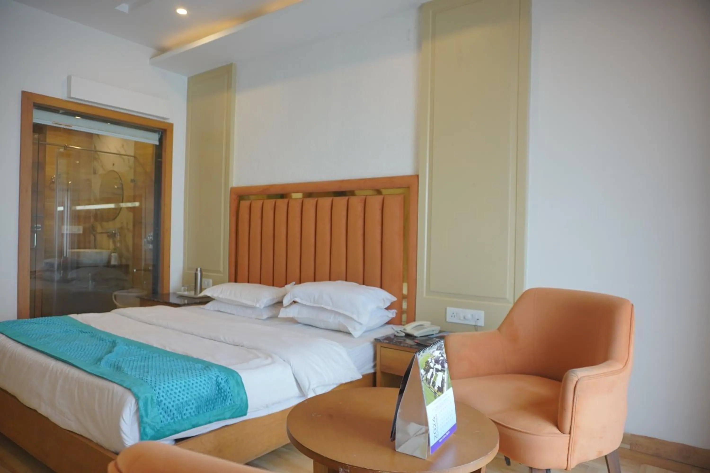 Bedroom, Bed in Luxury Inn by Stotrak Hotels