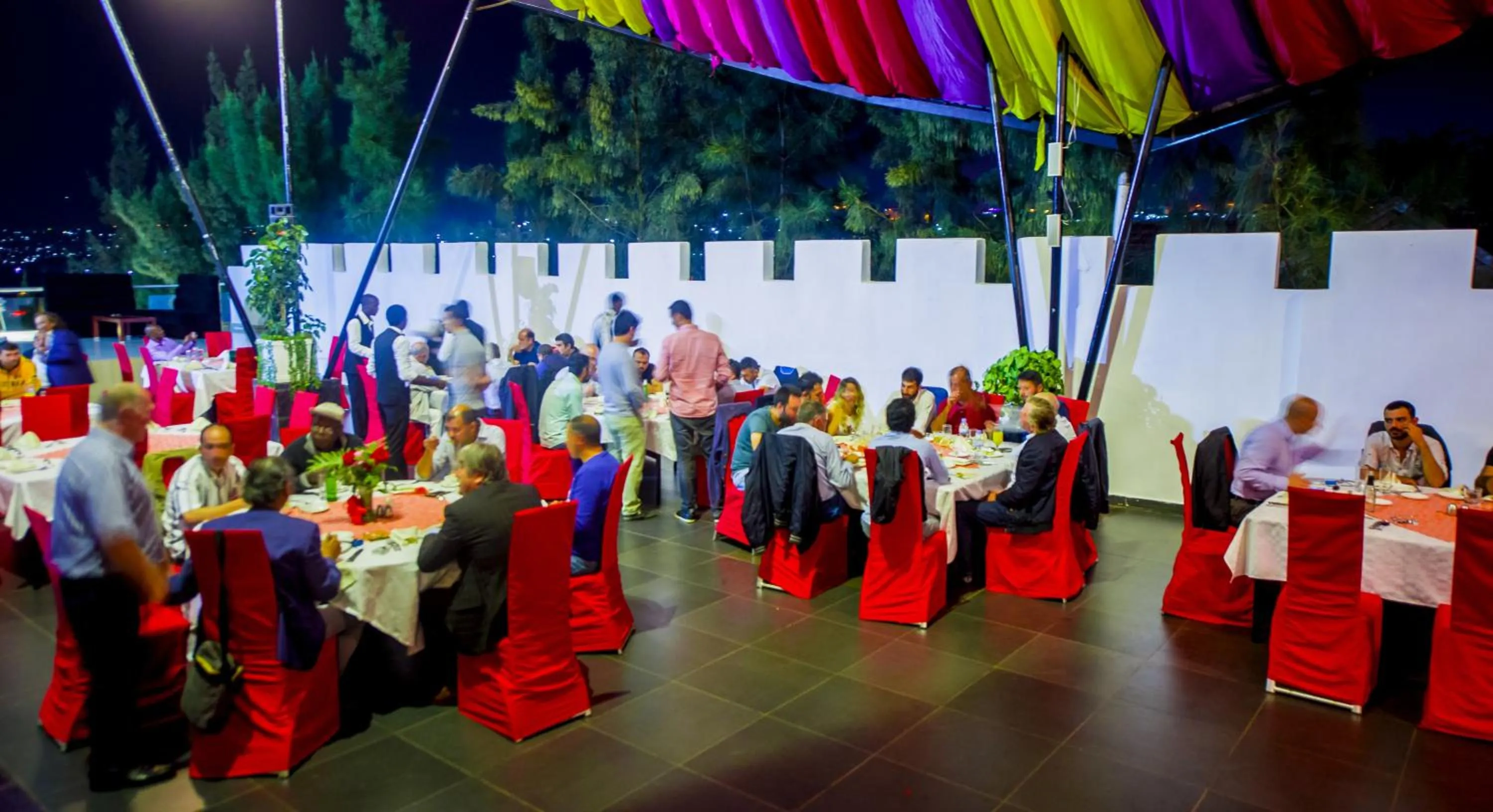 Restaurant/places to eat in The Manor Hotel