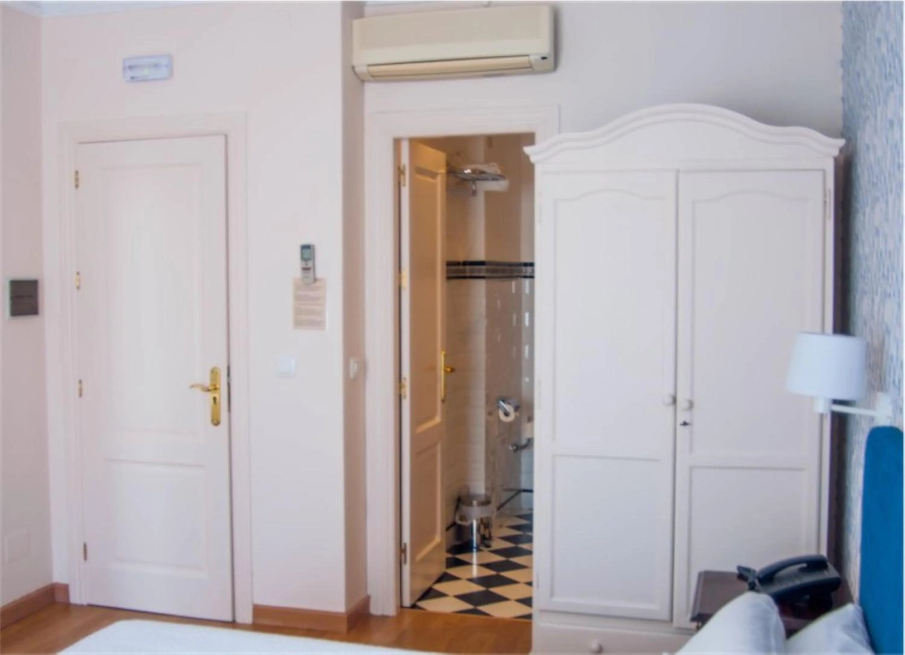 Bedroom in Hotel Central Boutique