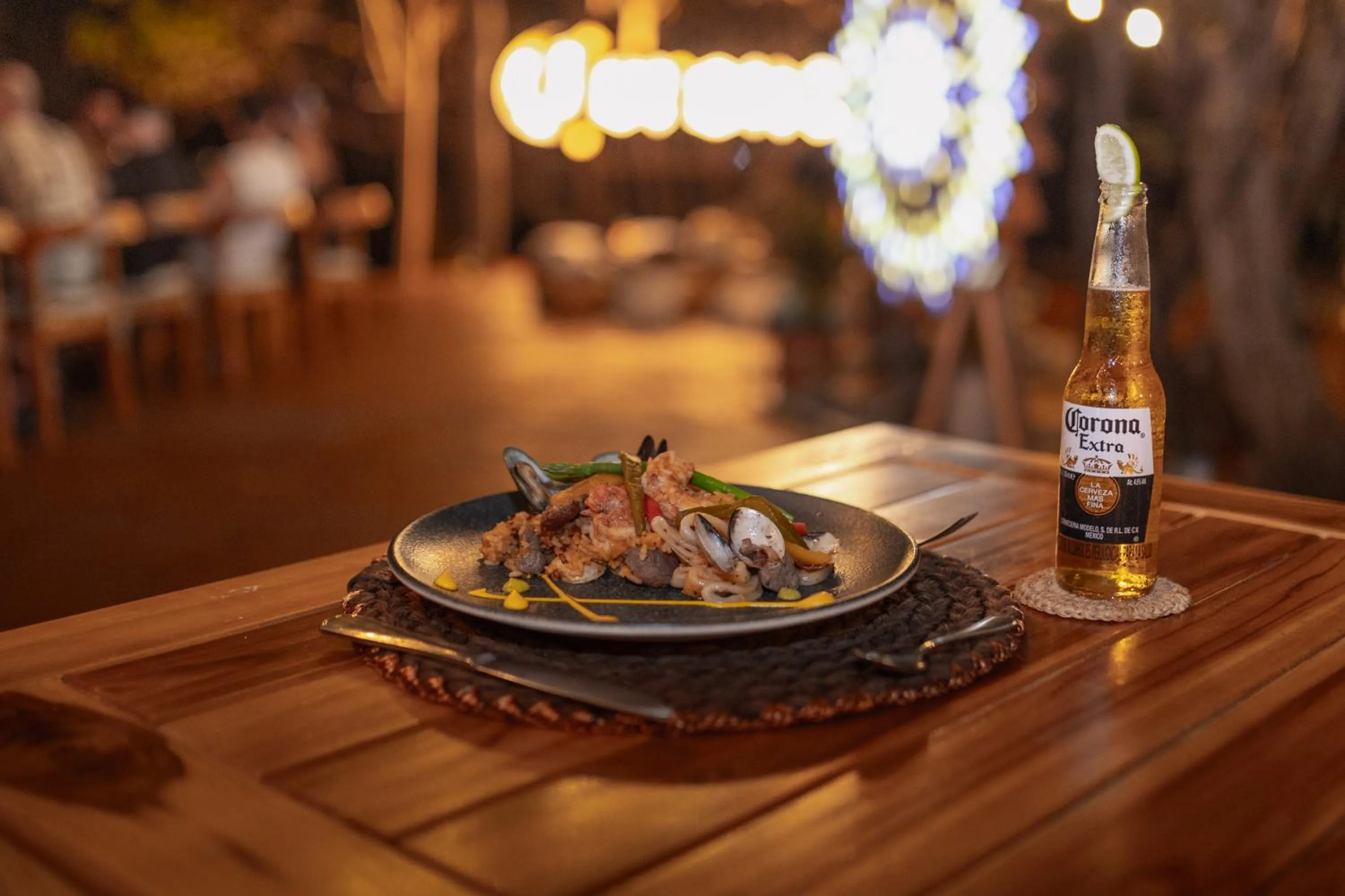 Food and drinks in Isla Corona