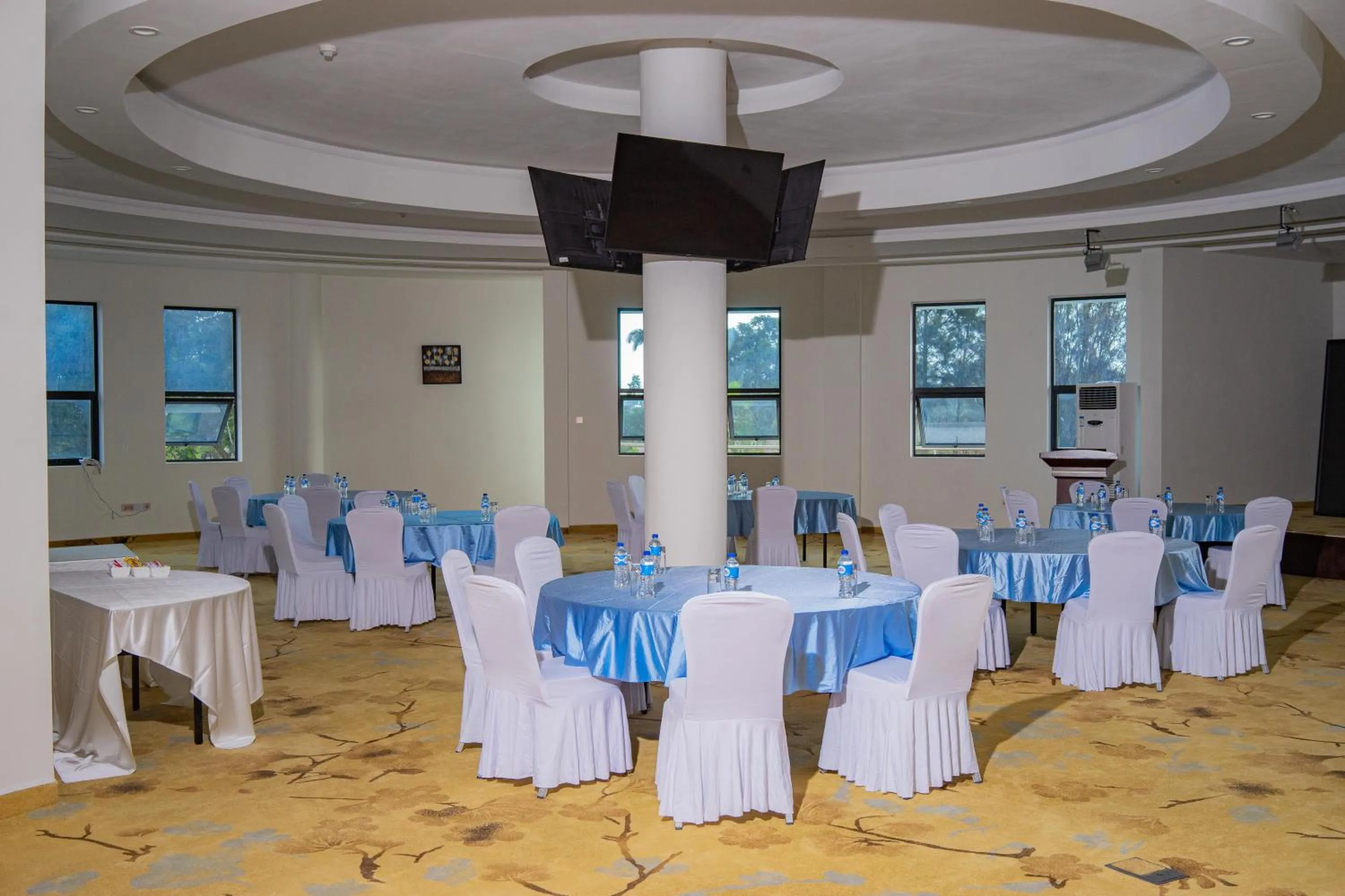 Meeting/conference room in Wils Hotel Supreme