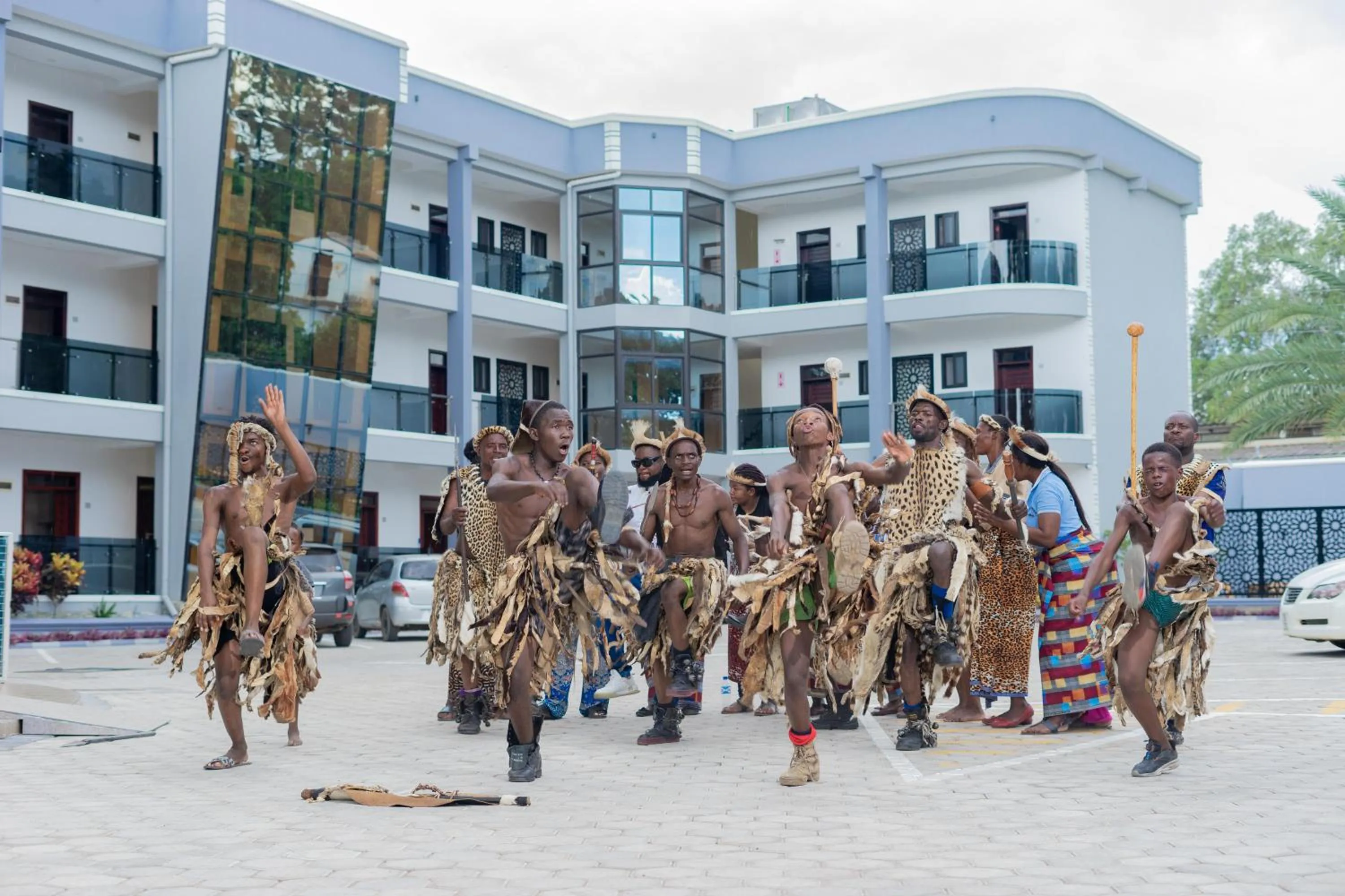 People in Wils Hotel Supreme